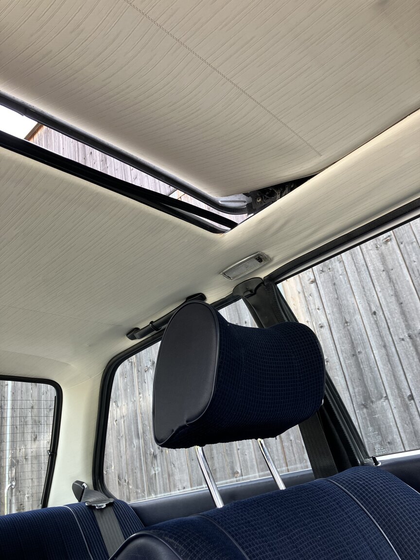 Interiörbild 1979 BMW 323i