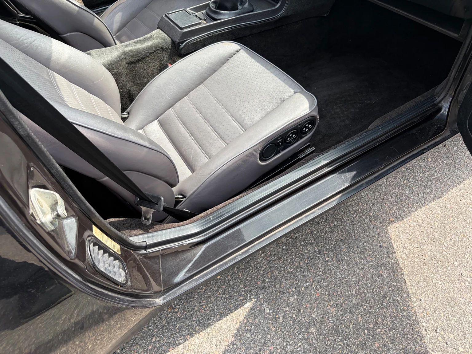 Innenraumfoto von 1983 Porsche 944 1,8 TFSI Targa  (22)