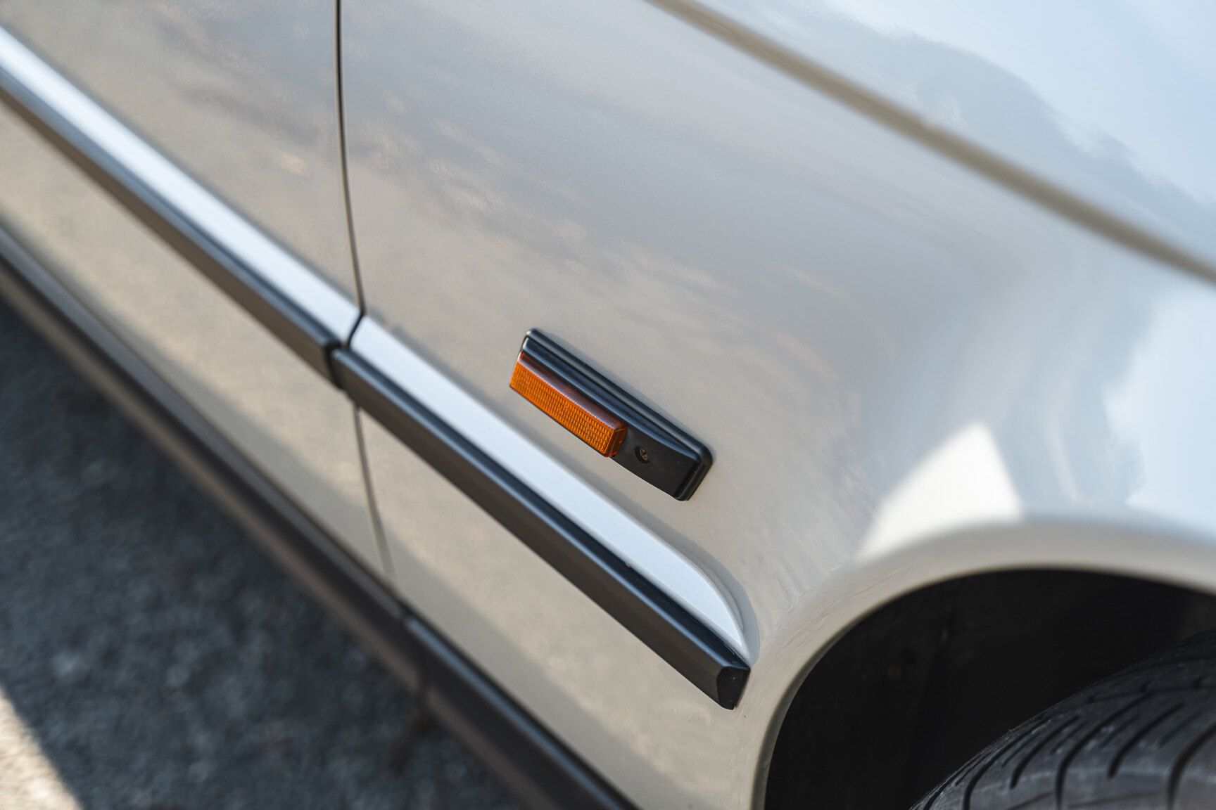 Exteriörbild på 1994 BMW 520i E34