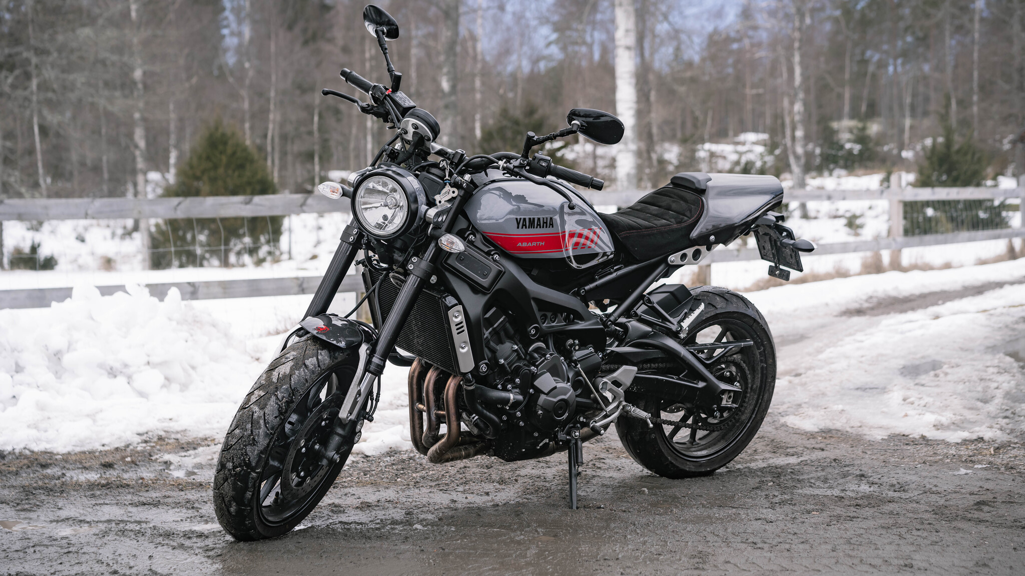 Aussenfoto 2017 Yamaha XSR 900 Abarth Limited Edition