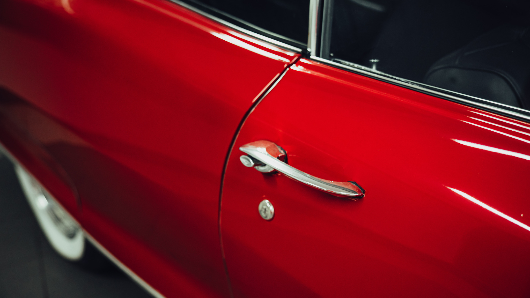 Exterior image of 1965 Pontiac Bonneville Cabriolet 6.4 V8