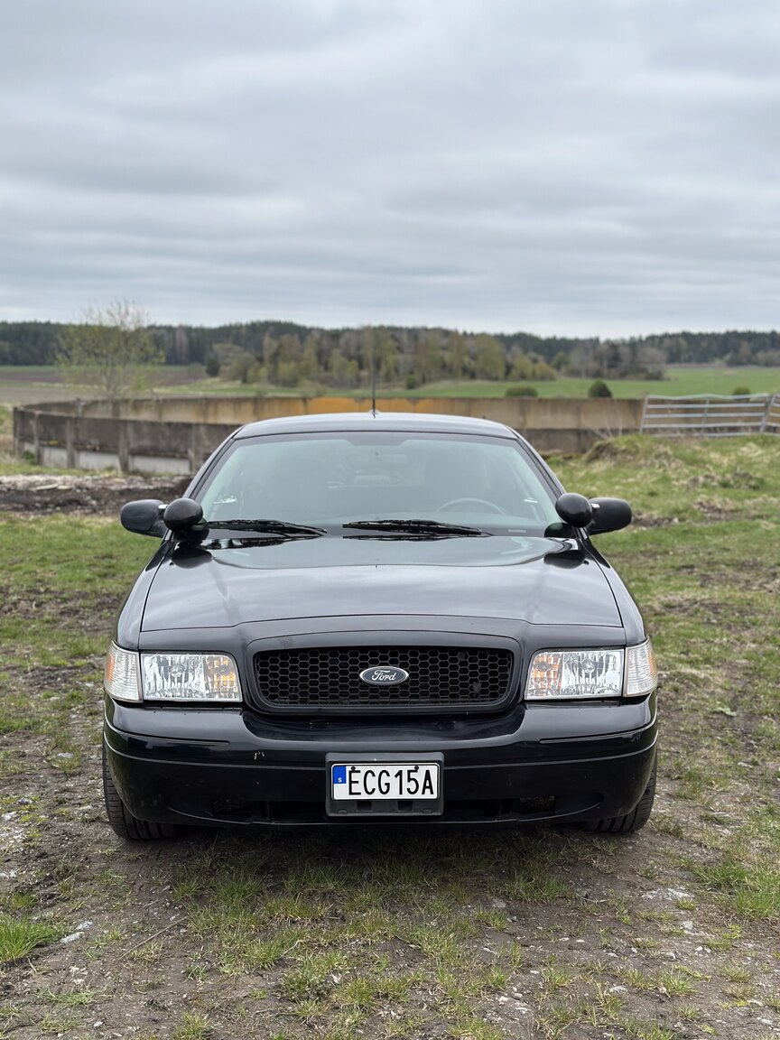 Aussenfoto 2011 Ford Crown Victoria Police Interceptor