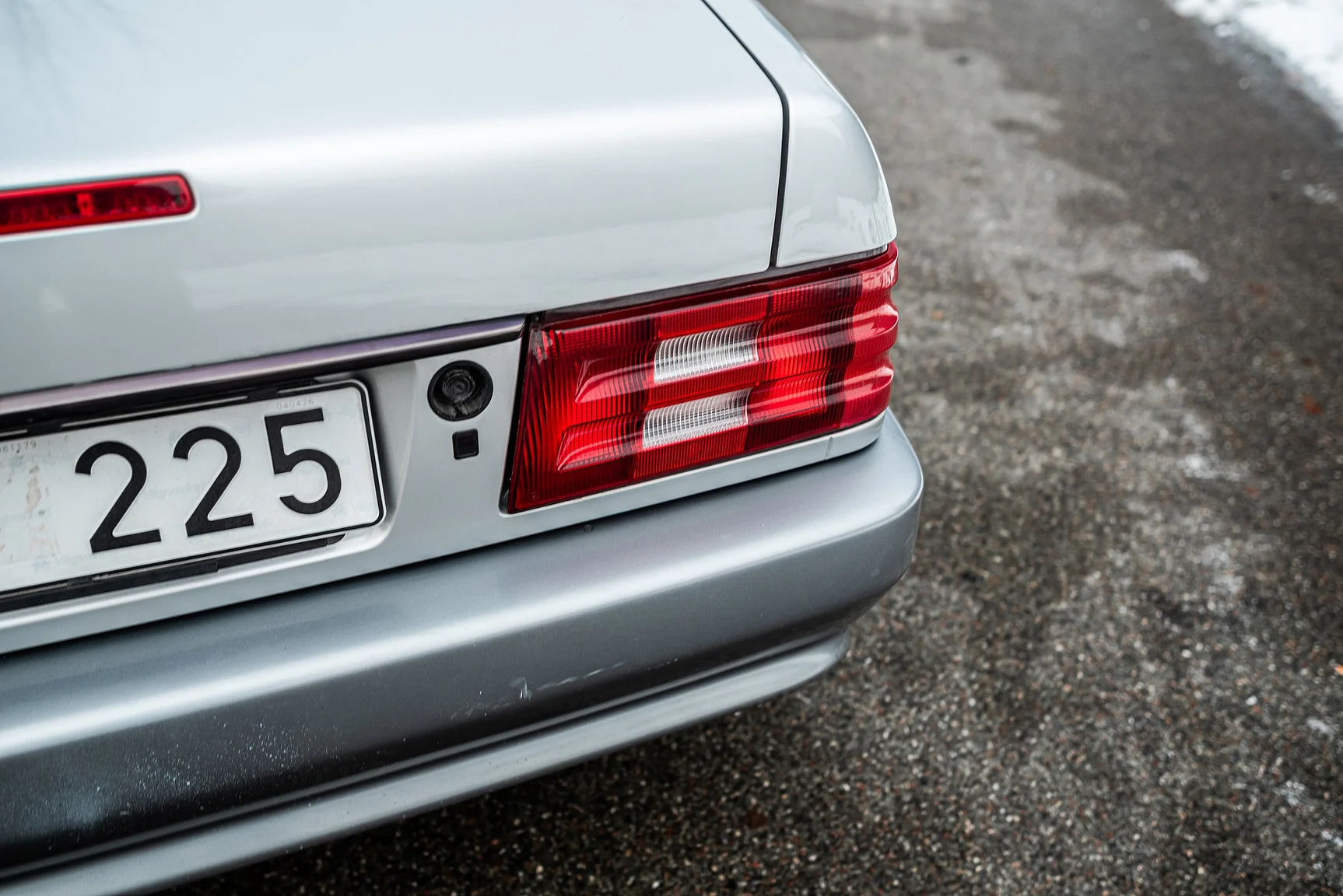 Exteriörbild på 1993 Mercedes-Benz 600 SL (27)