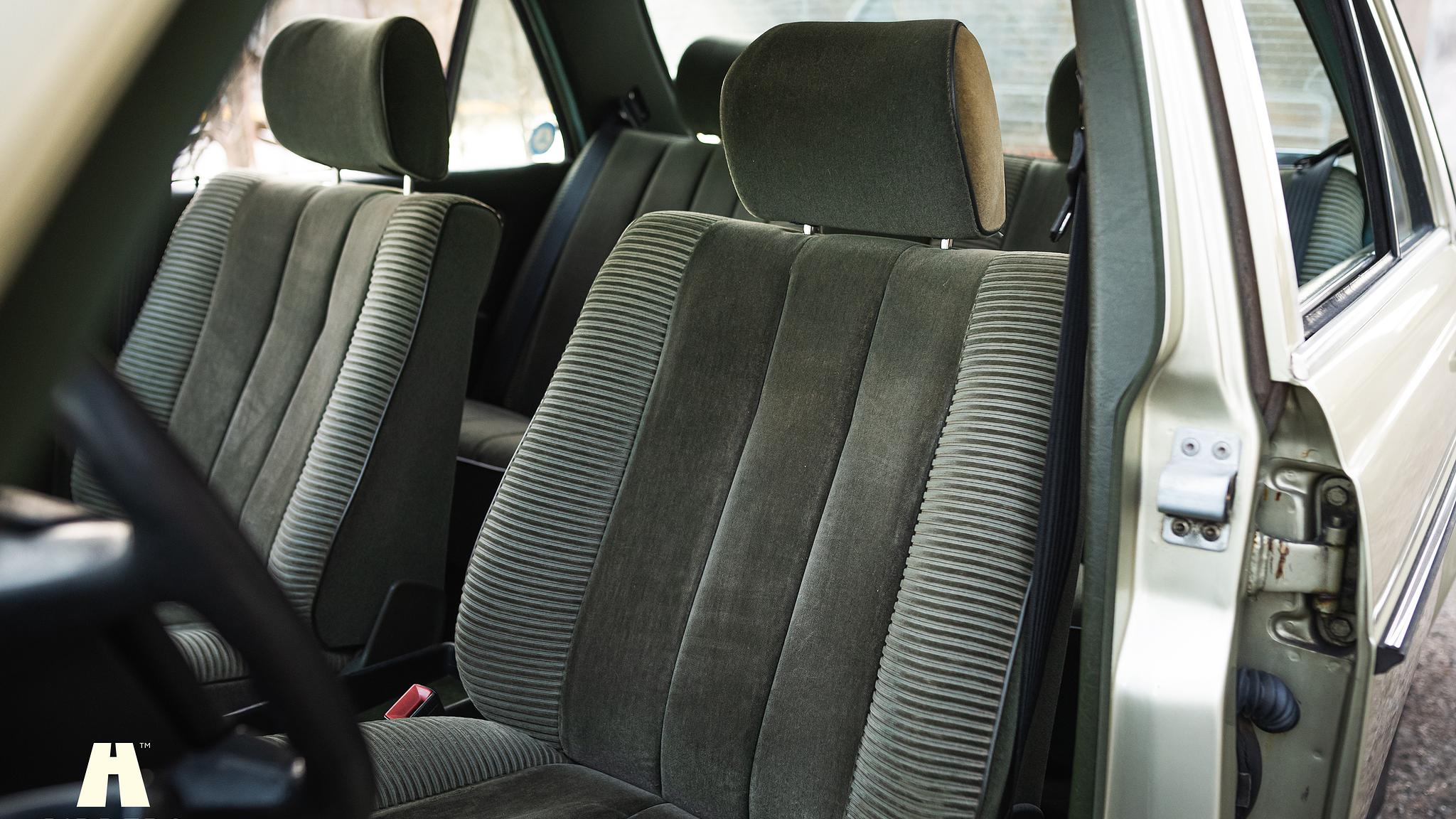 Interiörbild 1985 Mercedes-Benz 200 Series 3  (13)