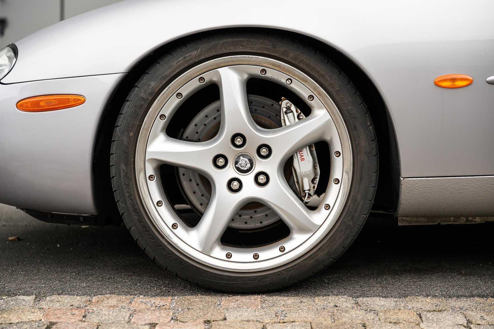 Exterior image of 2001 Jaguar XKR Silverstone