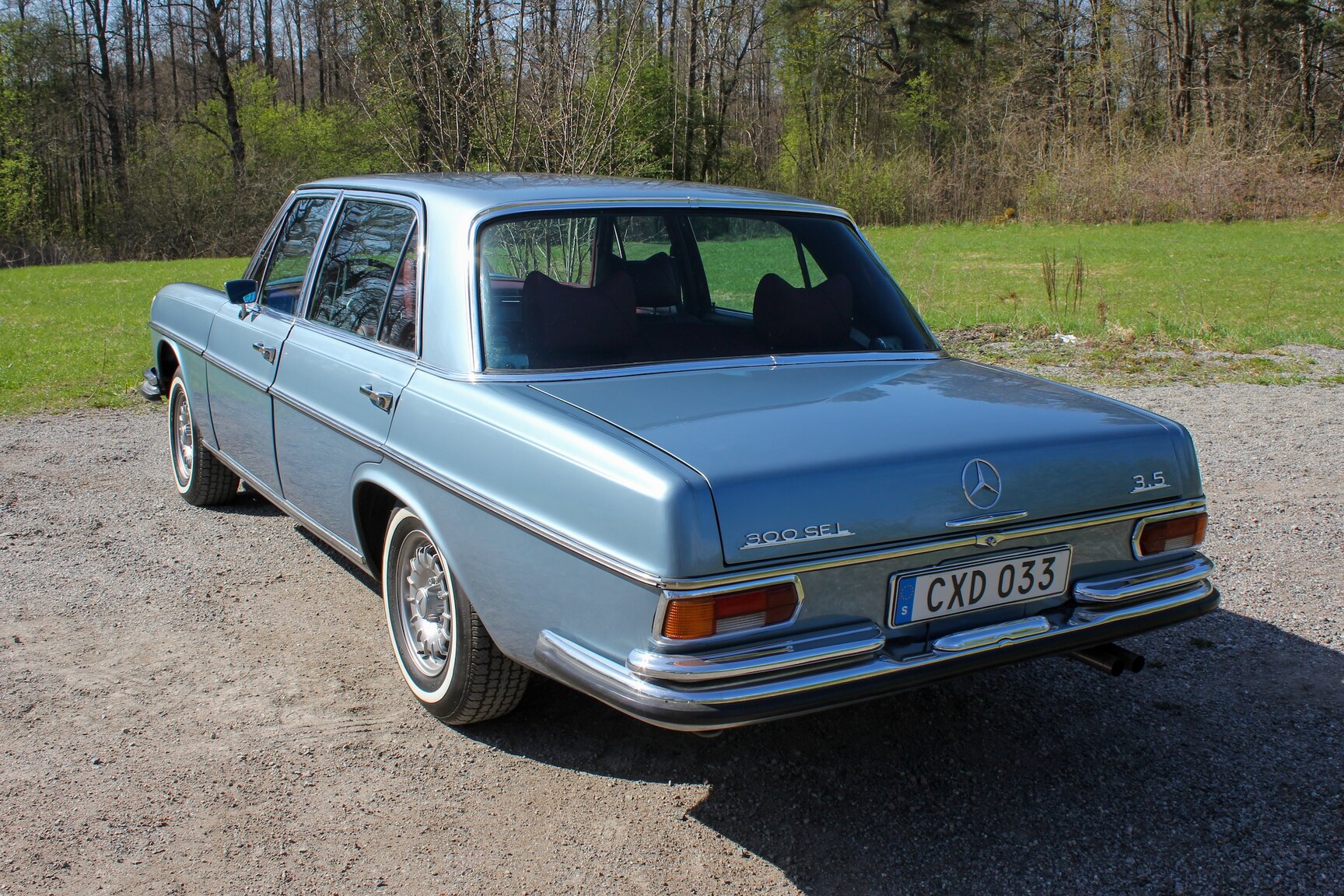 Exteriörbild på 1972 Mercedes-Benz 300 SEL 3.5
