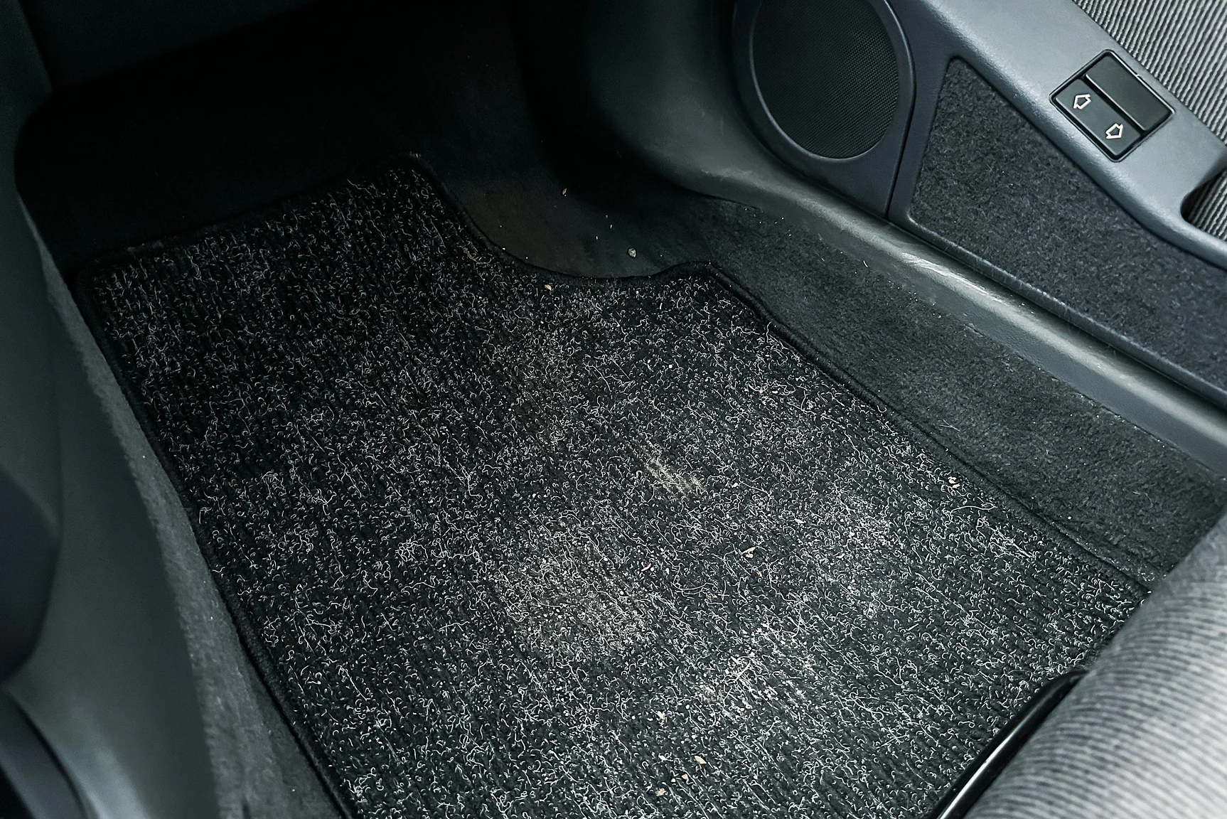 Innenraumfoto von 1991 Peugeot 405 Break SRI (53)