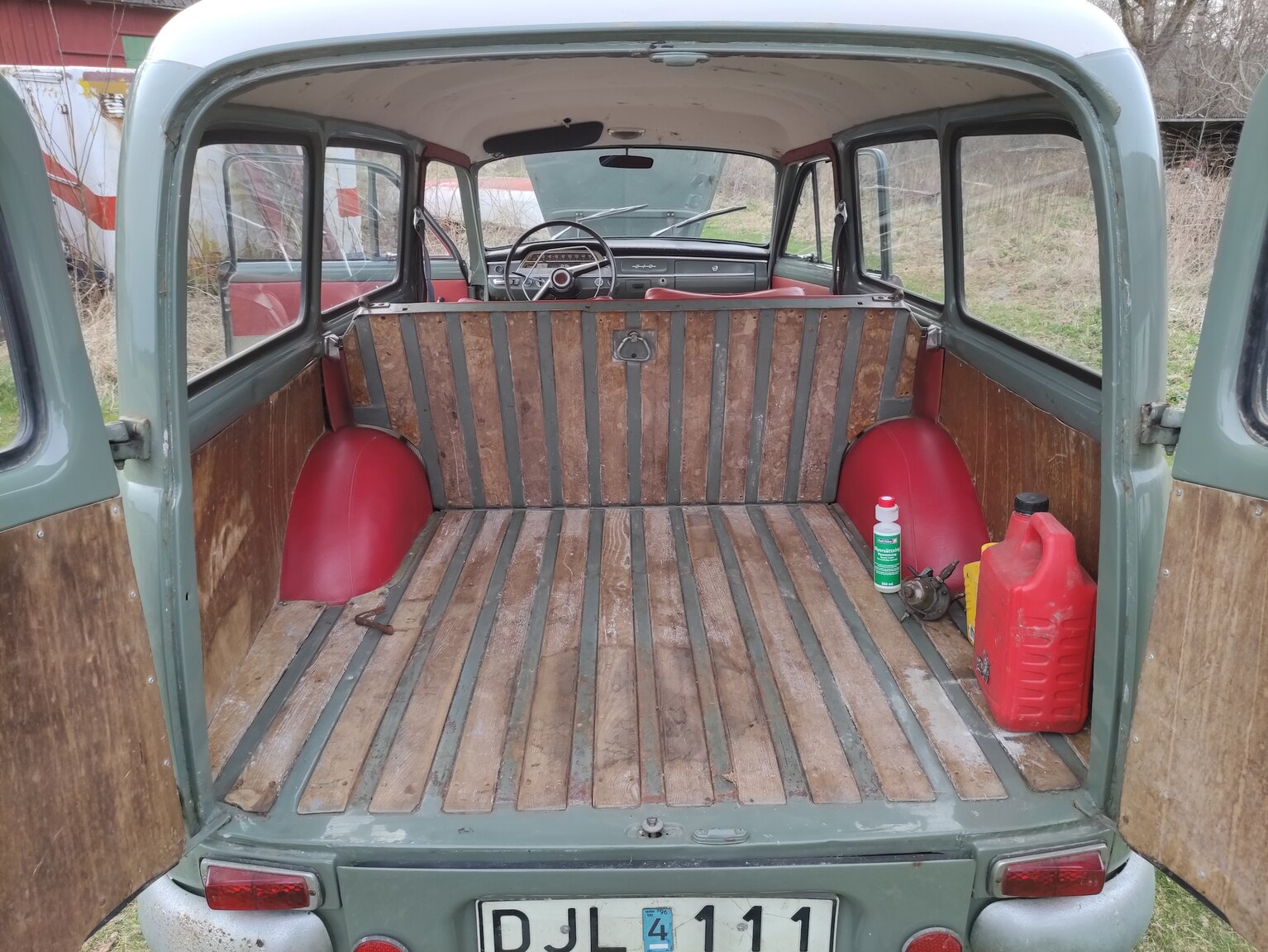 Innenraumfoto von 1960 Volvo P210 Duett