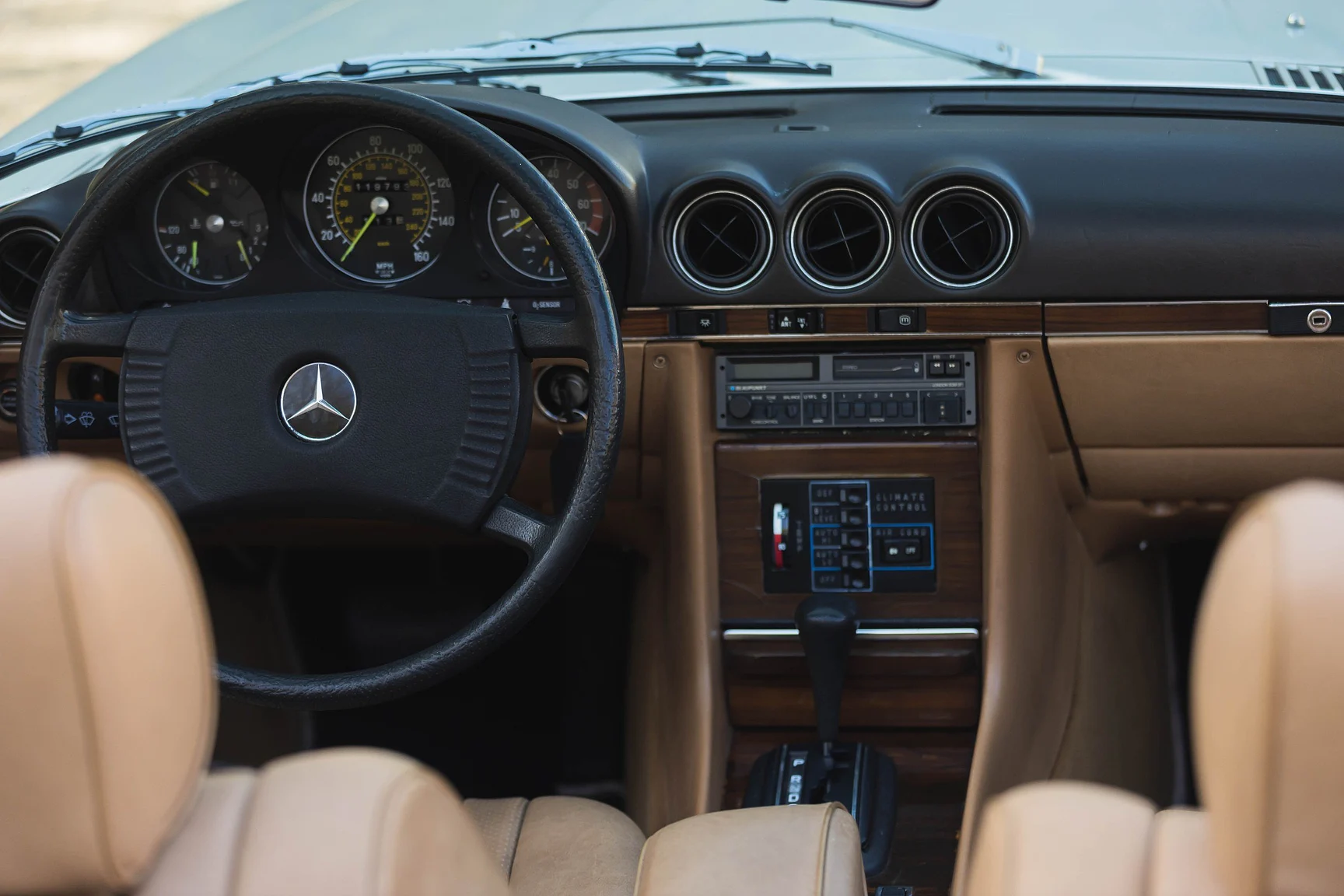 Innenraumfoto von 1980 Mercedes-Benz 450 SL  (7)