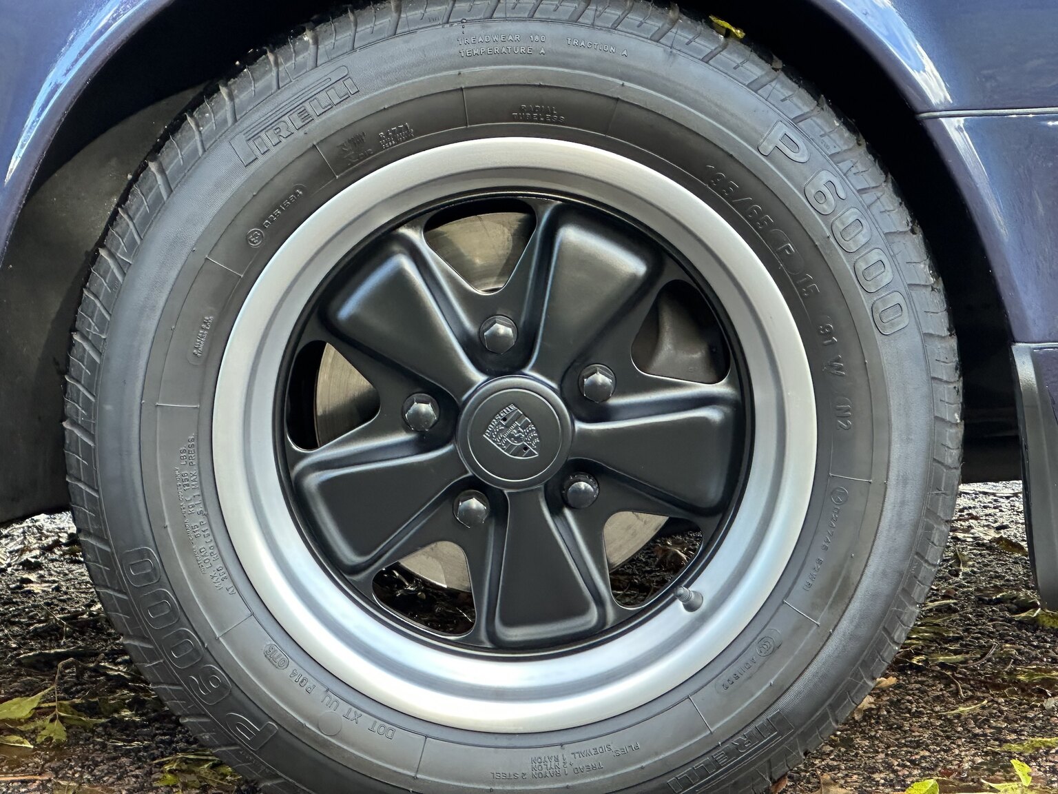 Aussenfoto 1986 Porsche 911 Carrera 3.2