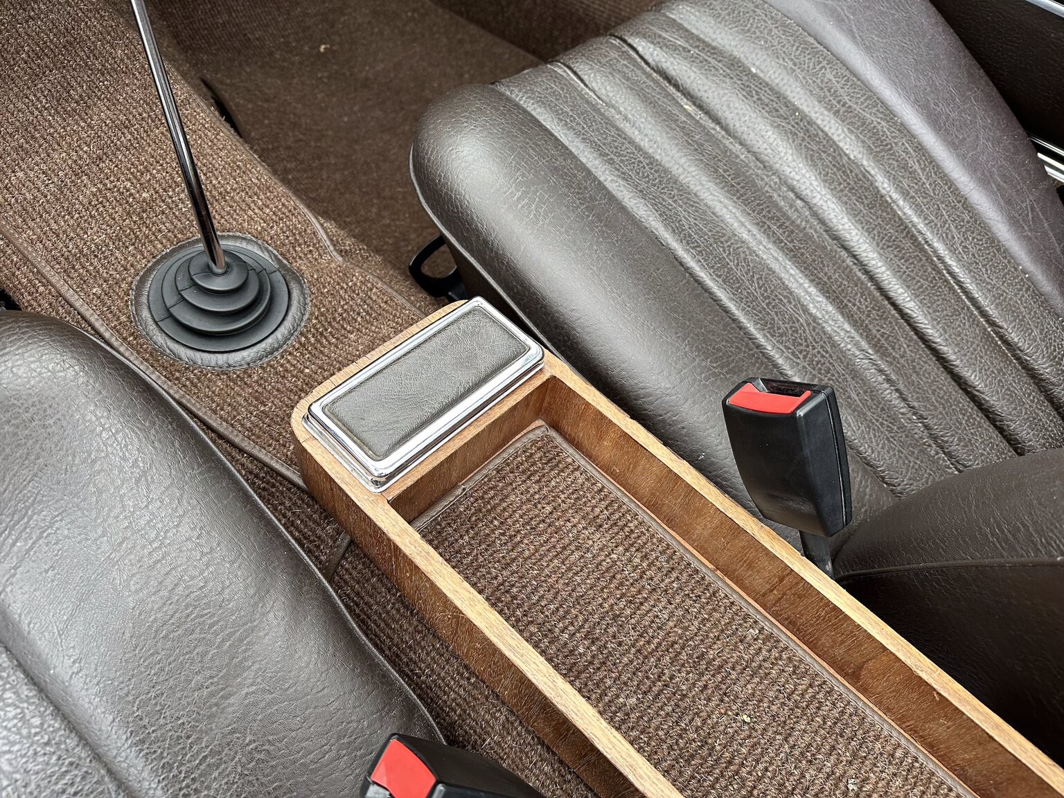 Interior image of 1968 Mercedes Benz SL 280 Pagoda