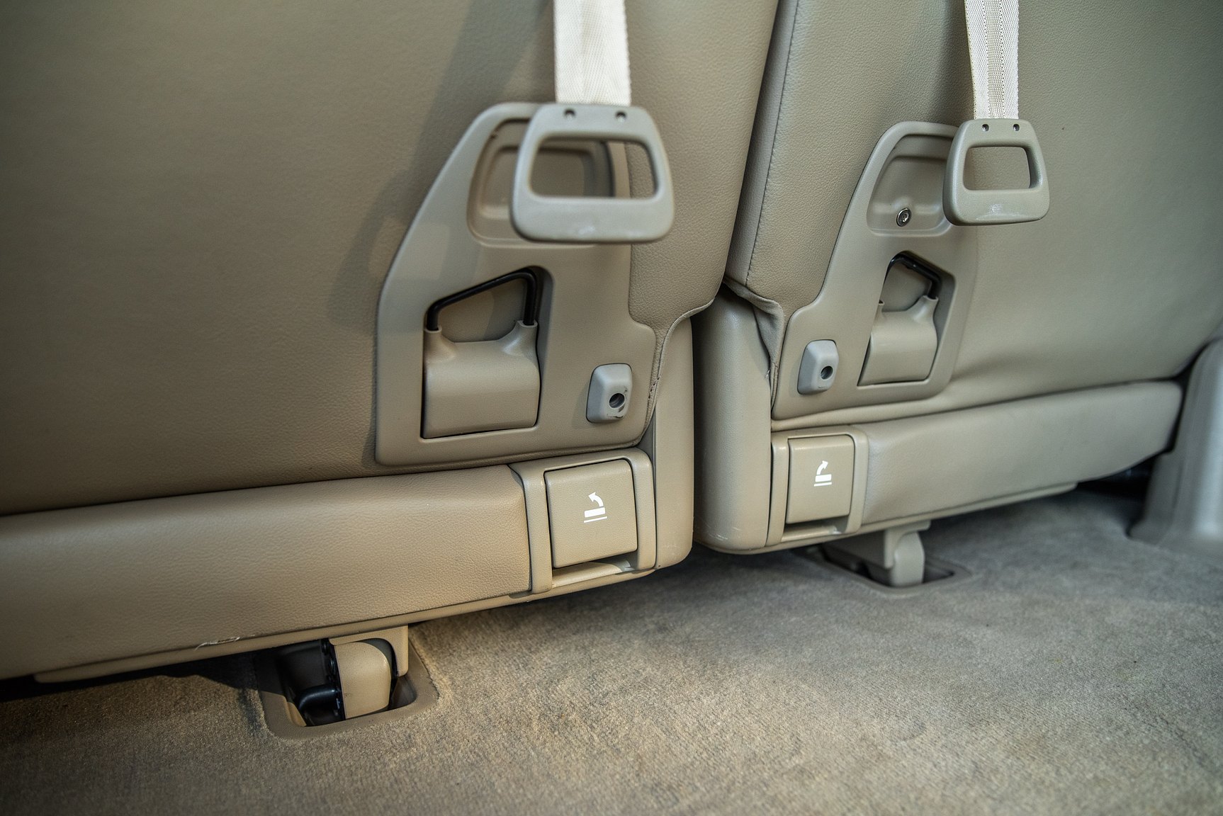 Interior image of 2008 Toyota Land Cruiser 4.5 4WD V8