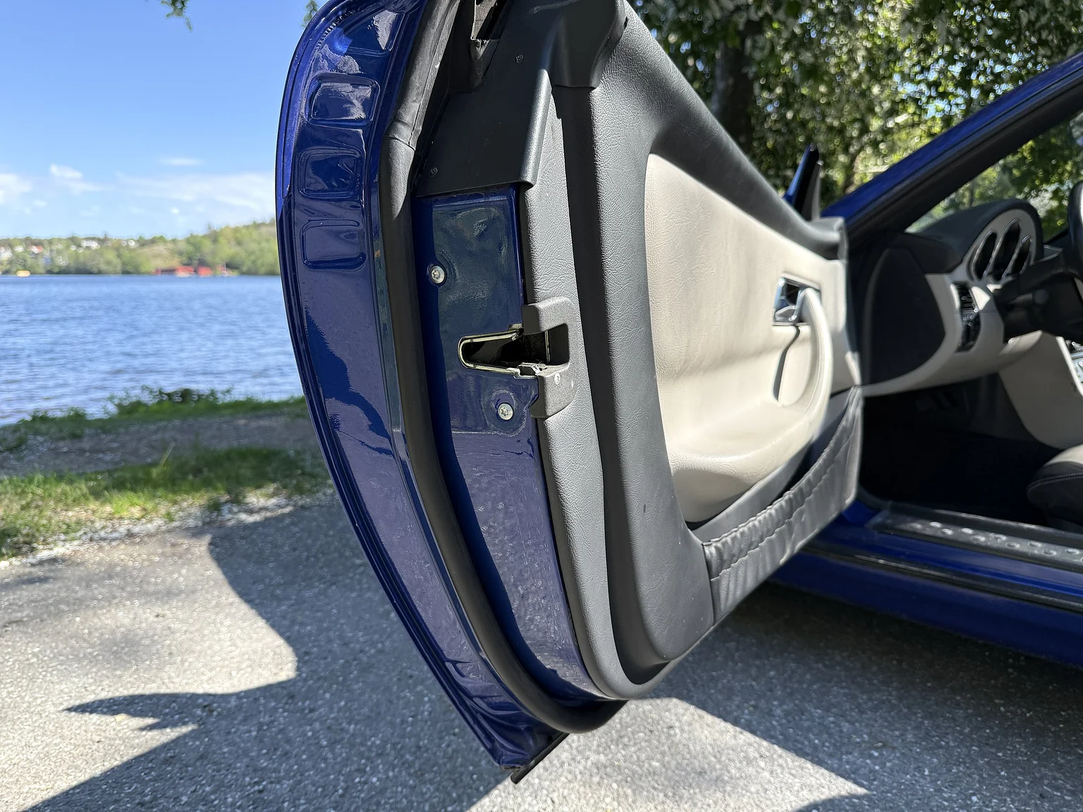 Innenraumfoto von 1997 Mercedes-Benz 230 SLK (4)