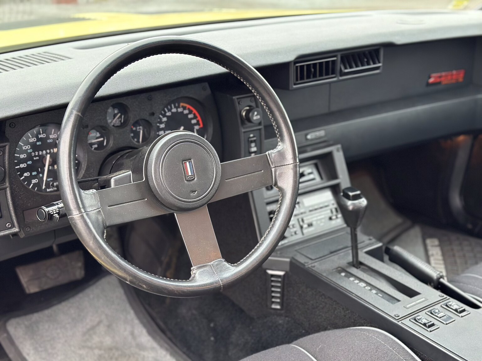 Interiörbild 1987 Chevrolet Camaro Z28
