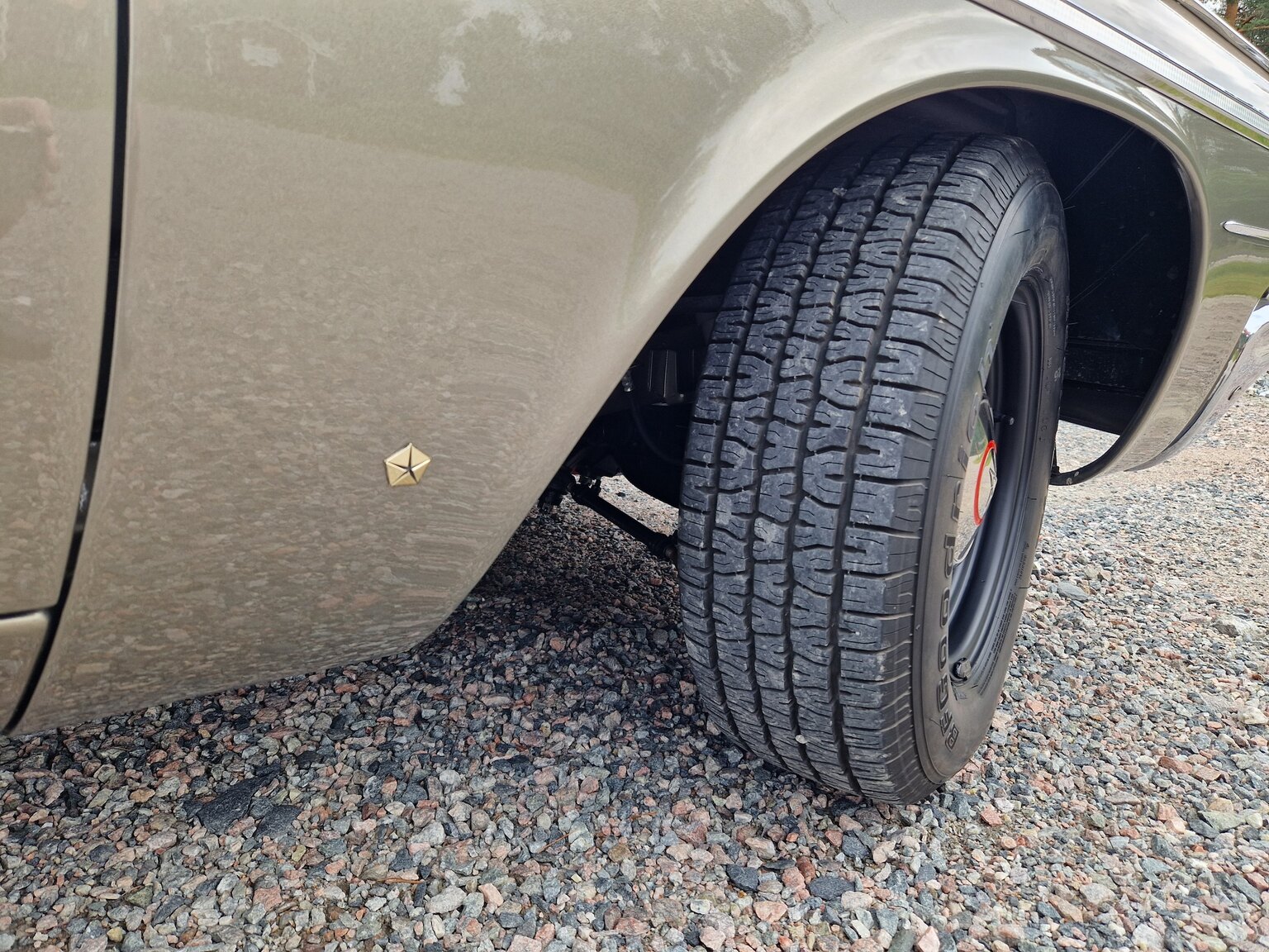 Exteriörbild på 1964 Dodge Polara 500