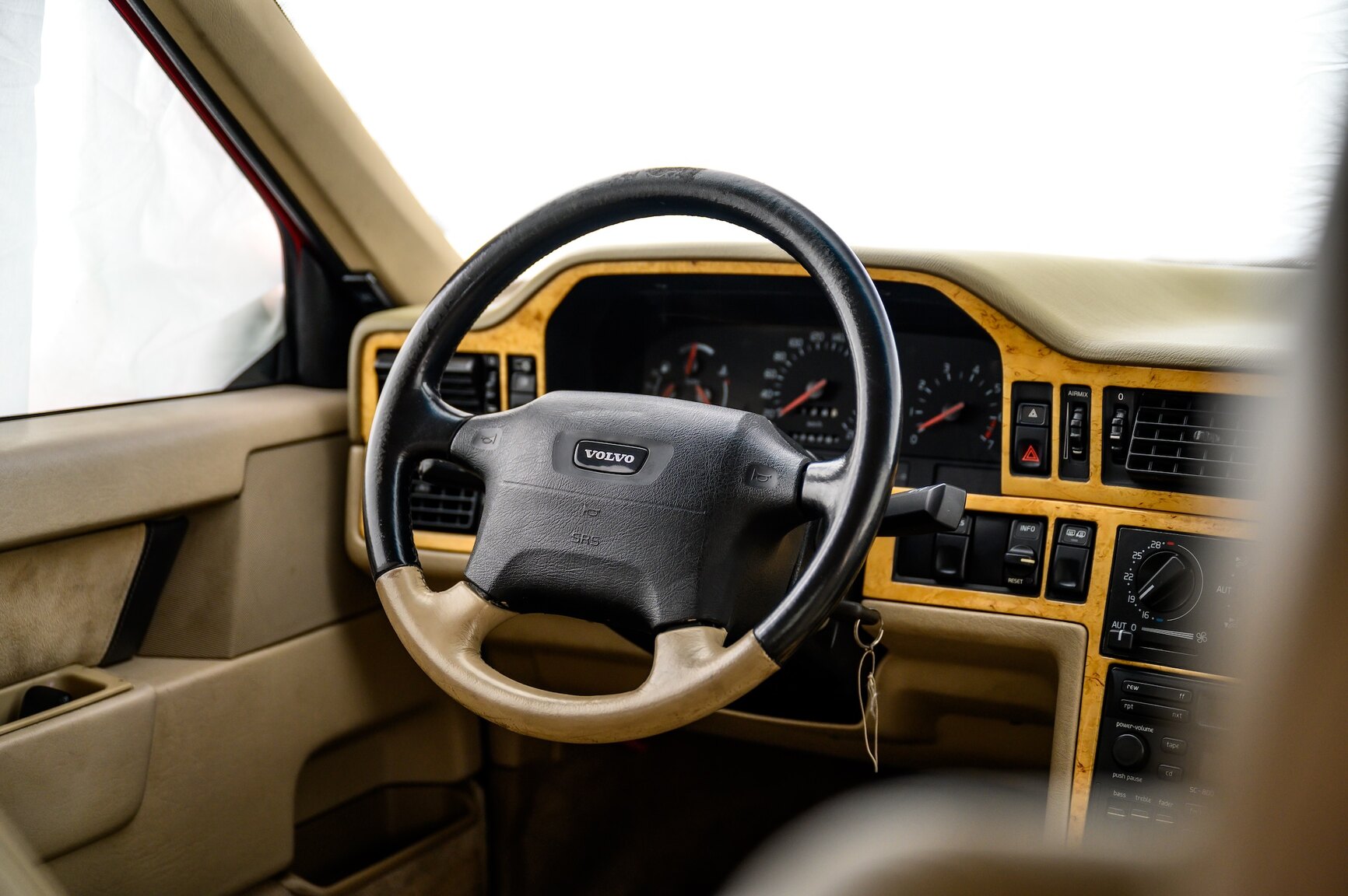 Innenraumfoto von 1996 Volvo 850 R