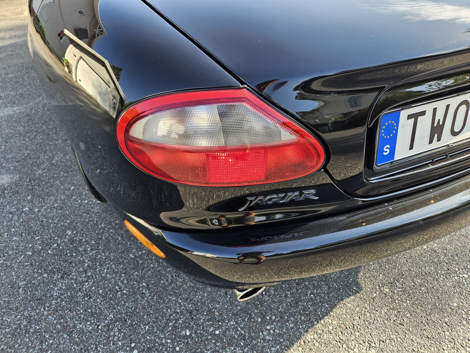 Exteriörbild på 1998 Jaguar XK8 Cabriolet