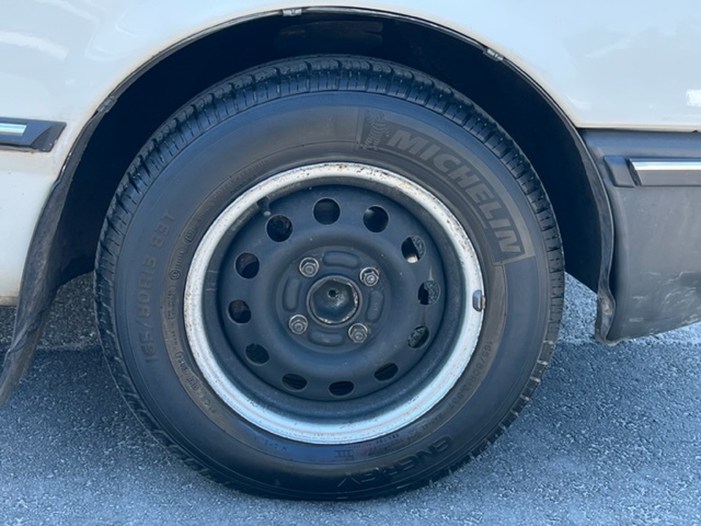 Exterior image of 1983 Ford Sierra