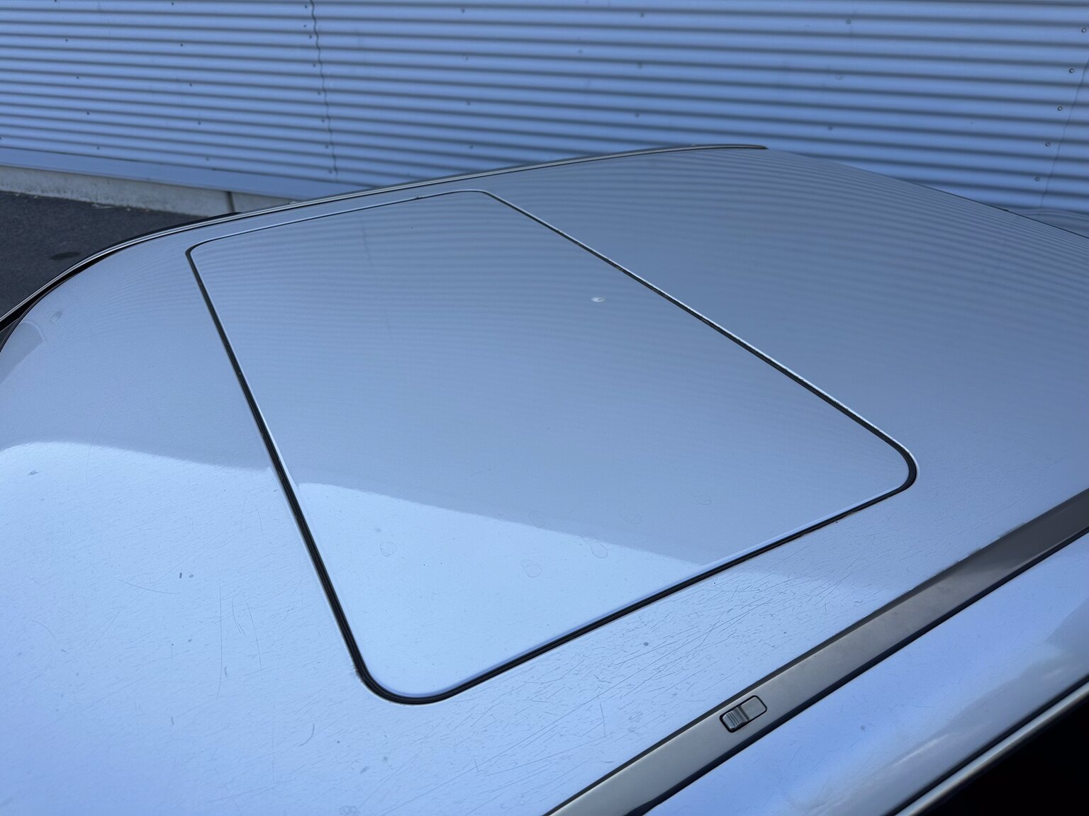Exteriörbild på 1992 Mercedes-Benz 300 CE-24
