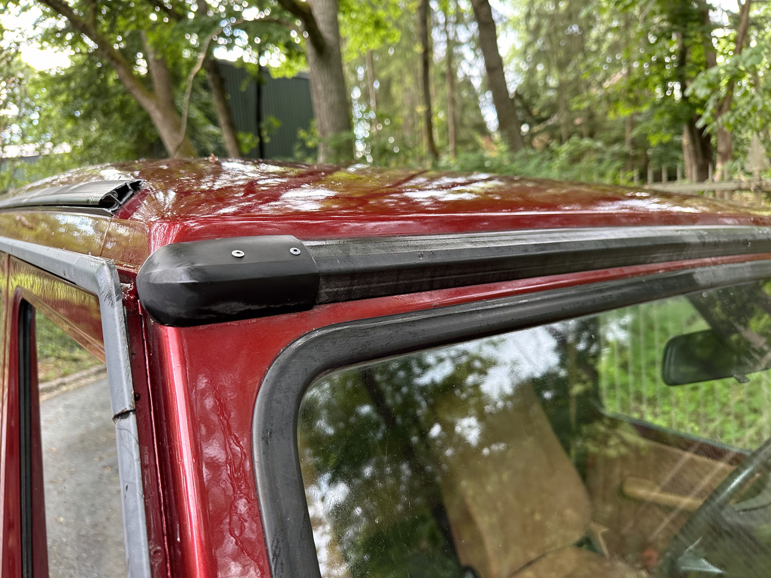 Exteriörbild på 1986 Mercedes 280 GE (55)