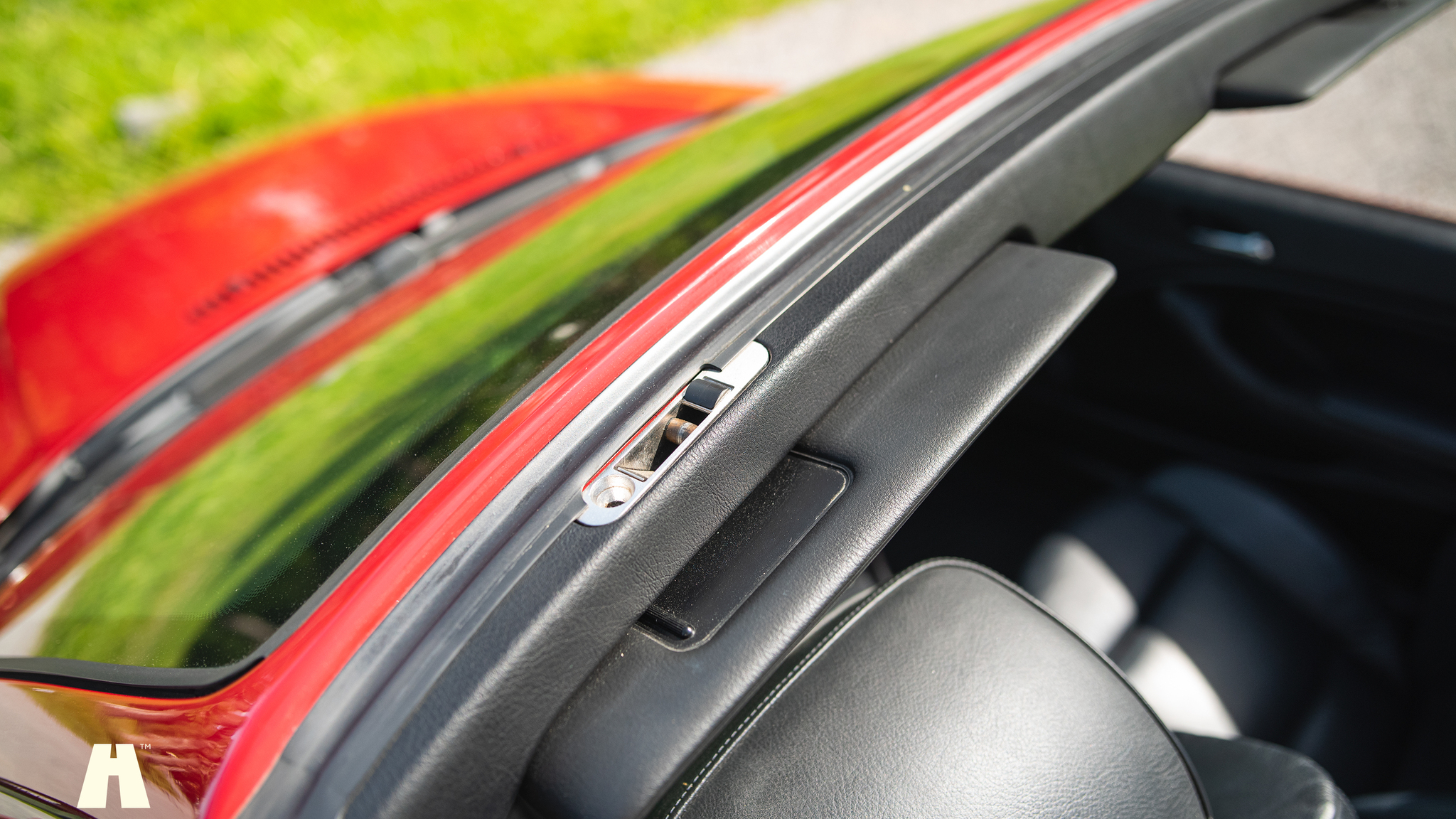 Innenraumfoto von 2005 BMW 320ci M-sport Cabriolet