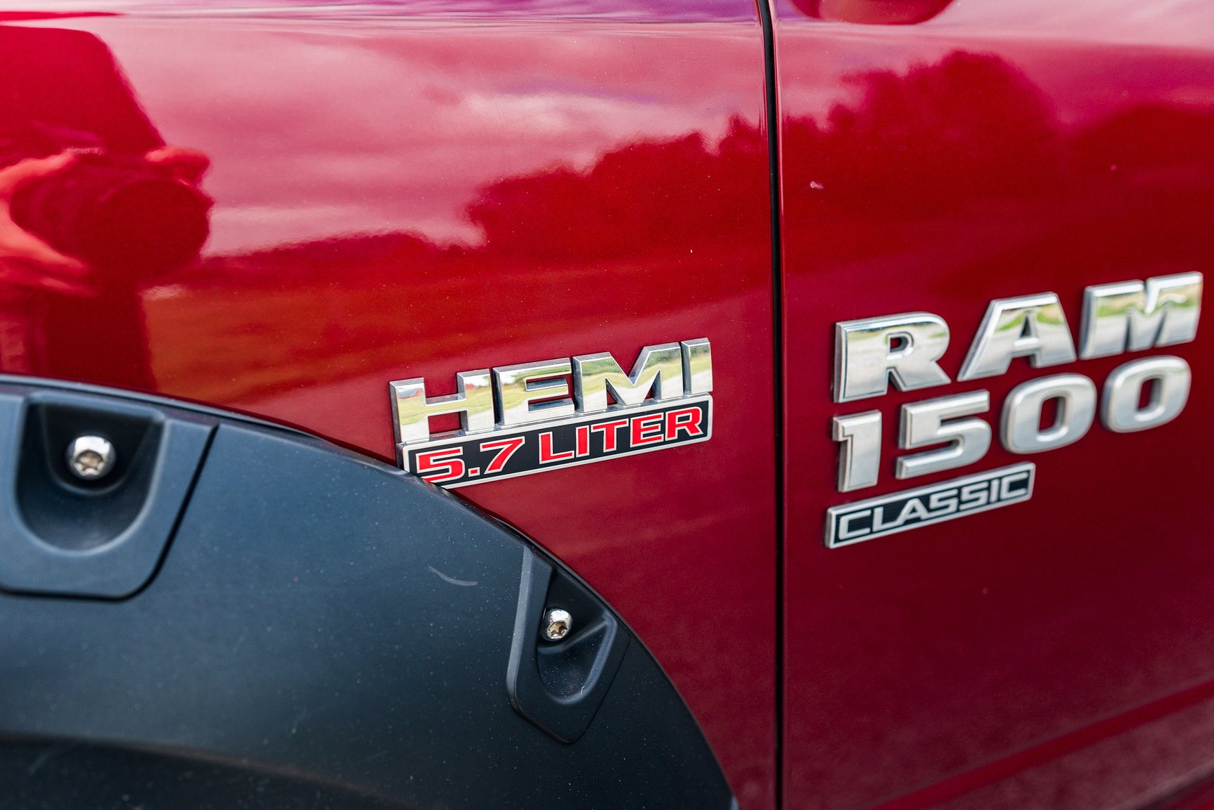 Exterior image of 2019 Dodge Ram 1500 Classic Crew Cab 5.7 V8 HEMI 