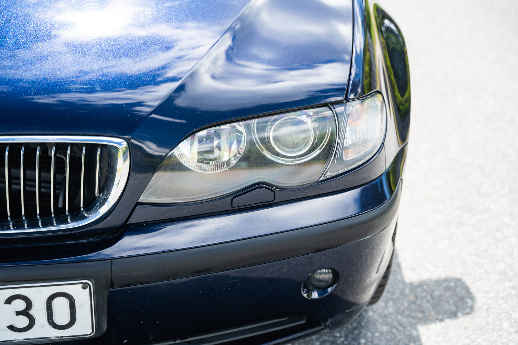 Exteriörbild på 2003 BMW 320i Touring