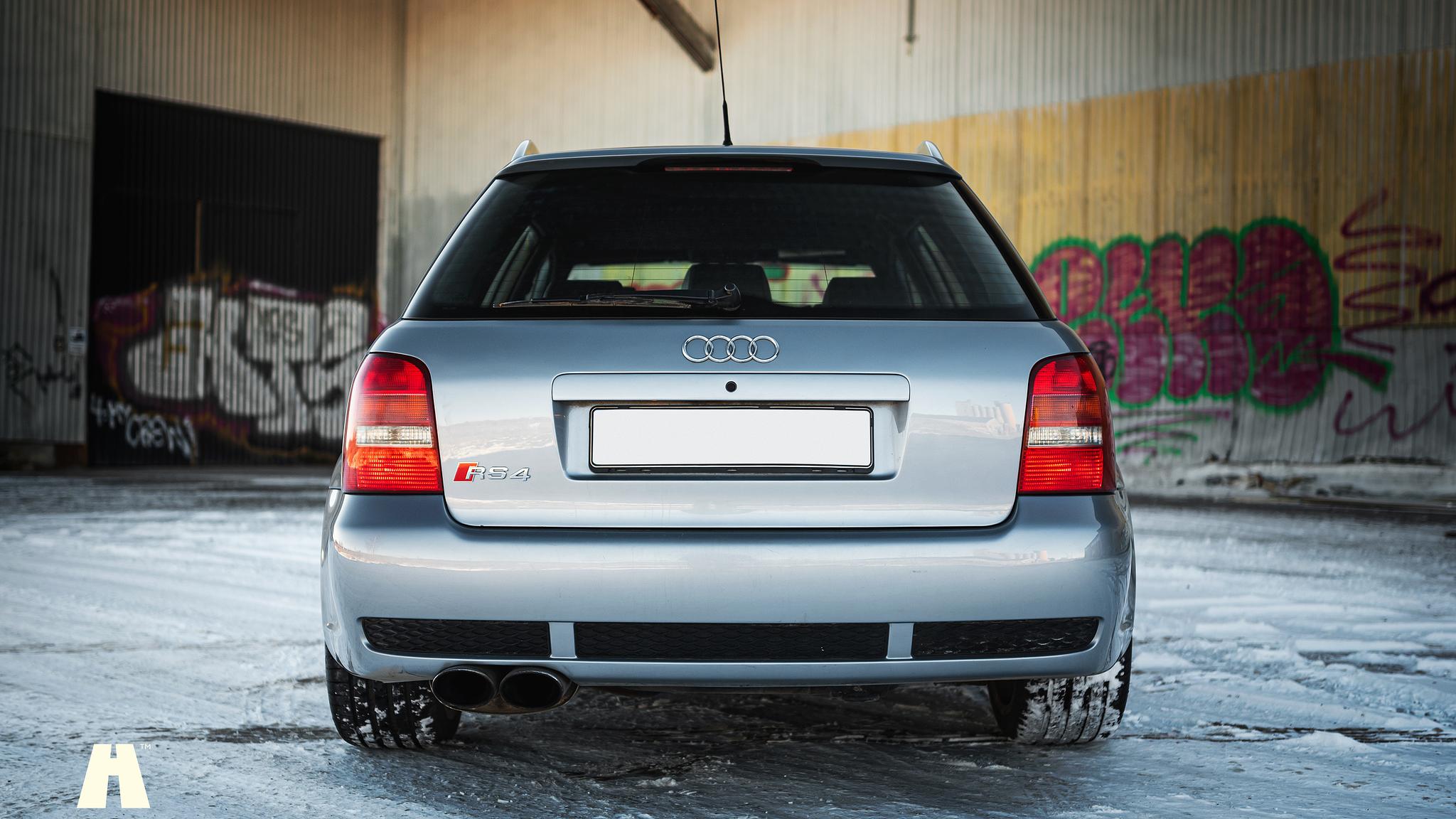 Aussenfoto 2001 Audi RS4 B5 (5)