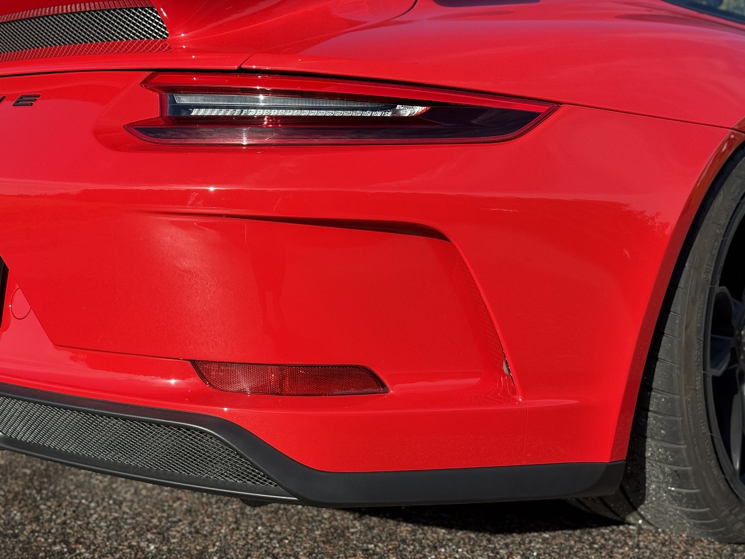 Exteriörbild på 2018 PORSCHE 911 GT3 (64)
