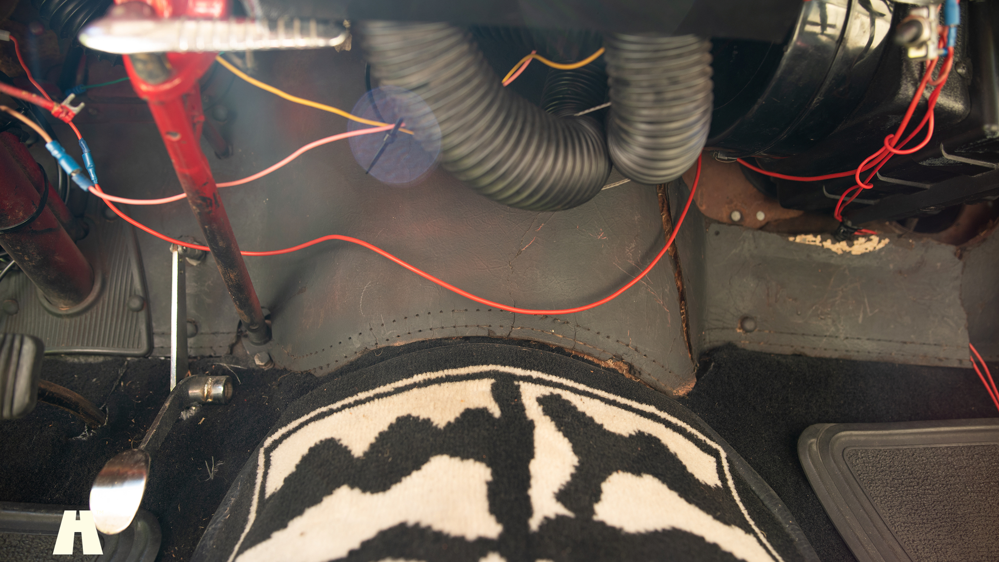 Innenraumfoto von 1952 Chevrolet Sedan Delivery Fire Truck (29)