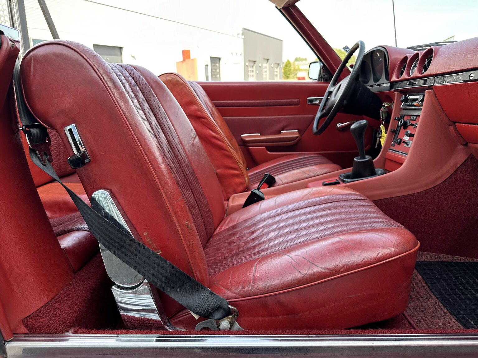Innenraumfoto von 1972 Mercedes-Benz 350 SL