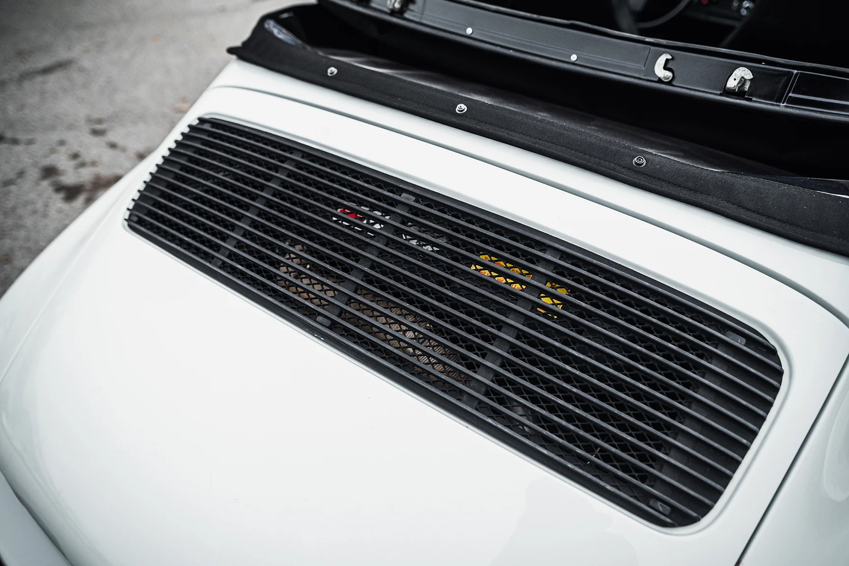 Exterior image of 1983 Porsche 911 SC (41)