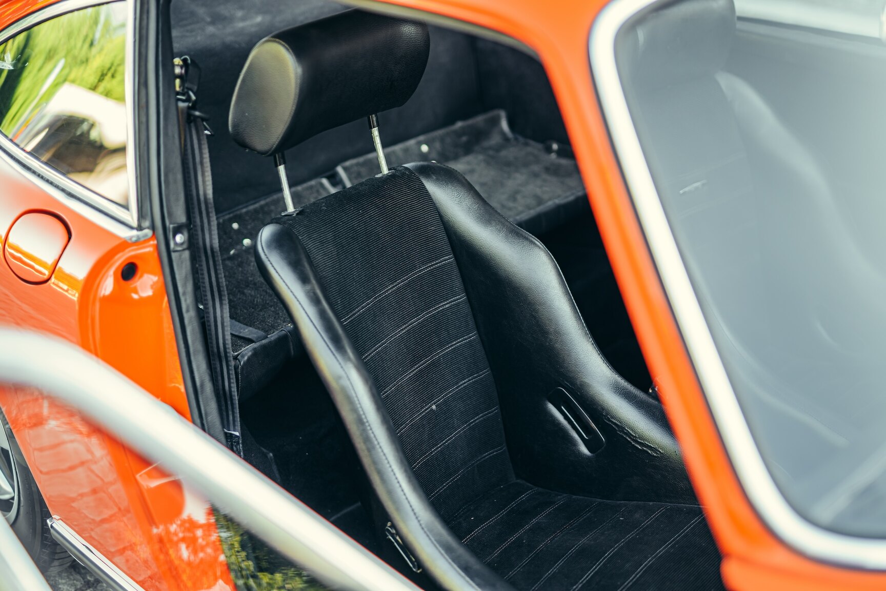 Interior image of 1972 Porsche 911E