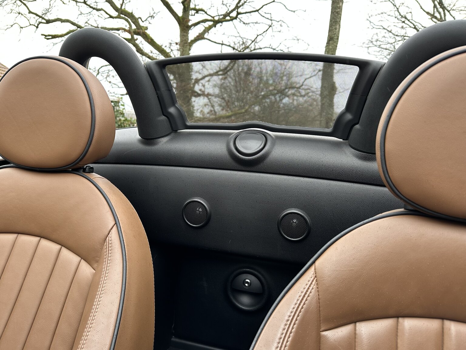 Interiörbild 2012 Mini Cooper SD Roadster (38)