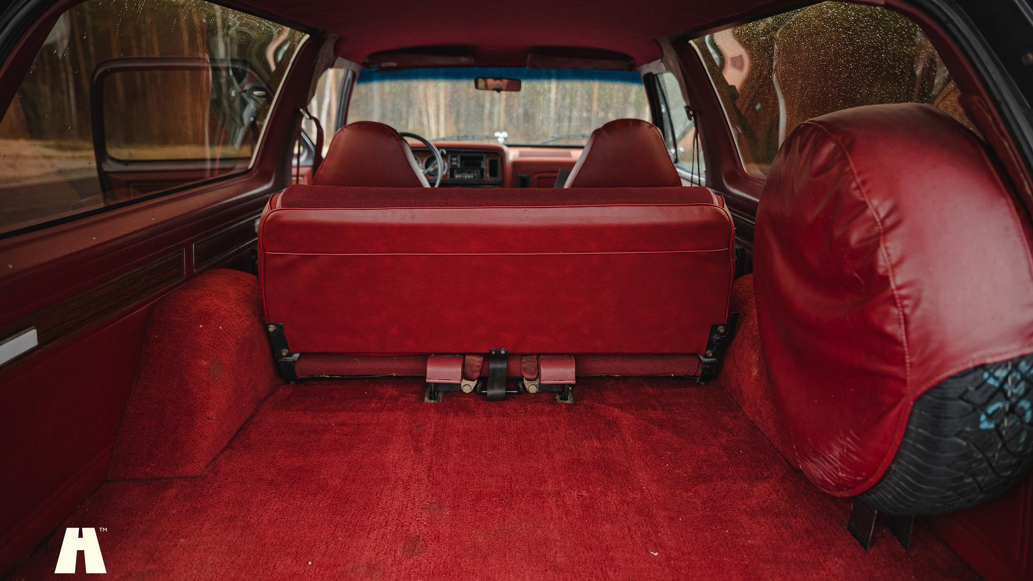 Interior image of 1986 Dodge Ramcharger