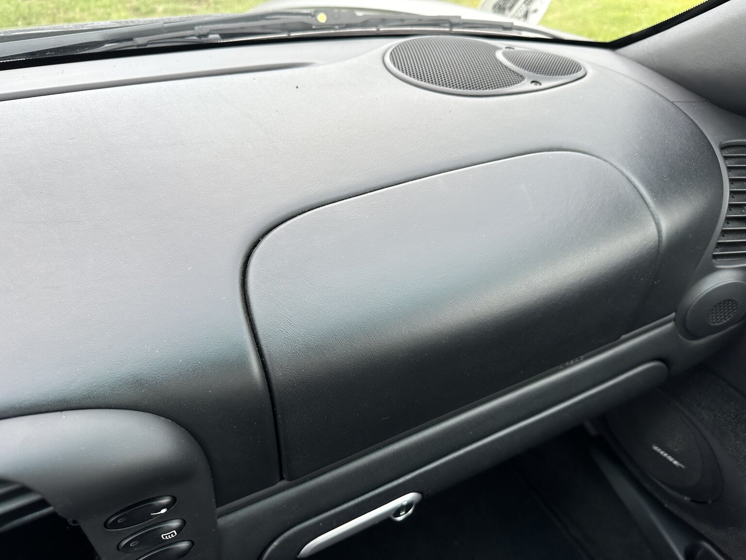 Interior image of 2002 Porsche 996 Turbo (17)
