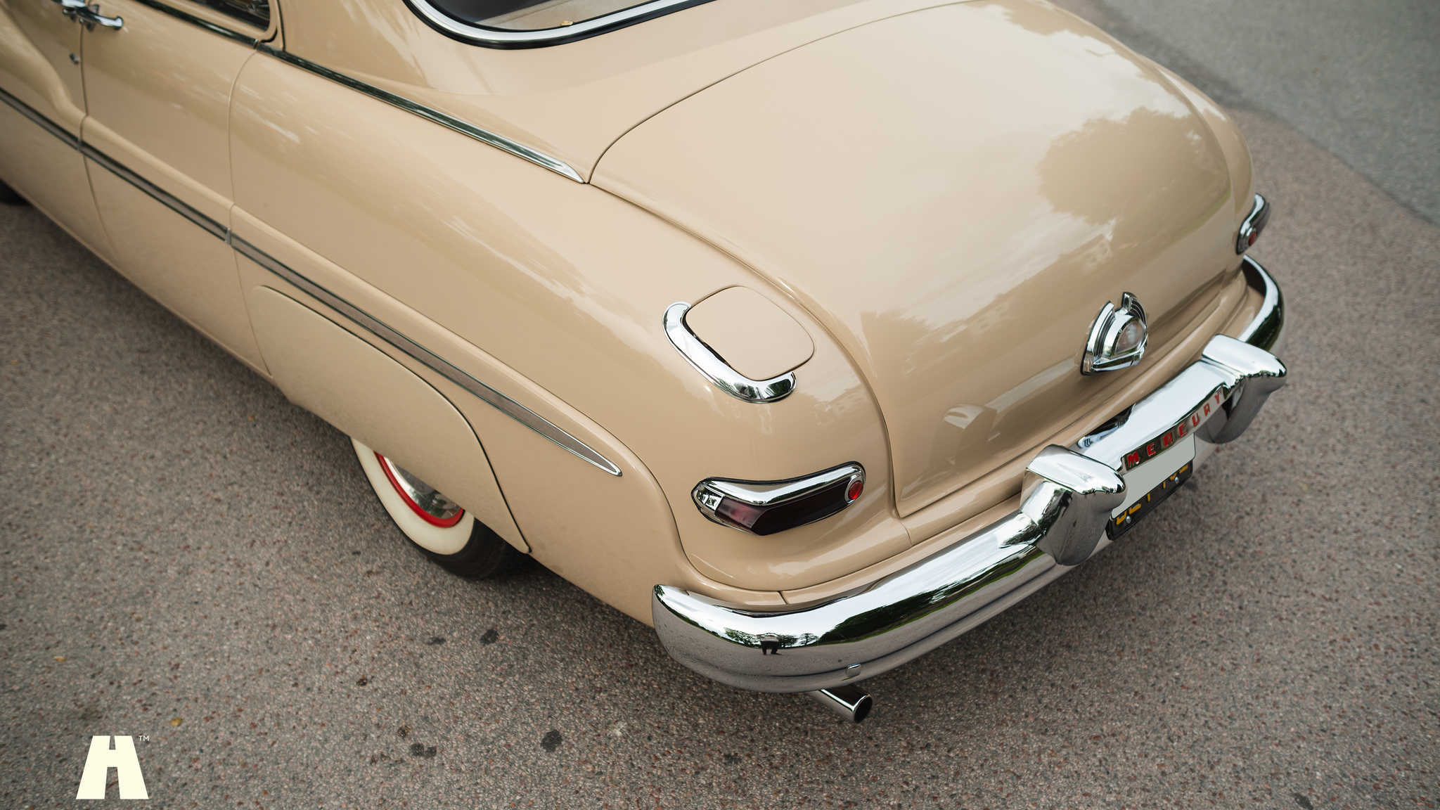 Exterior image of 1950 Mercury Eight Sport Sedan