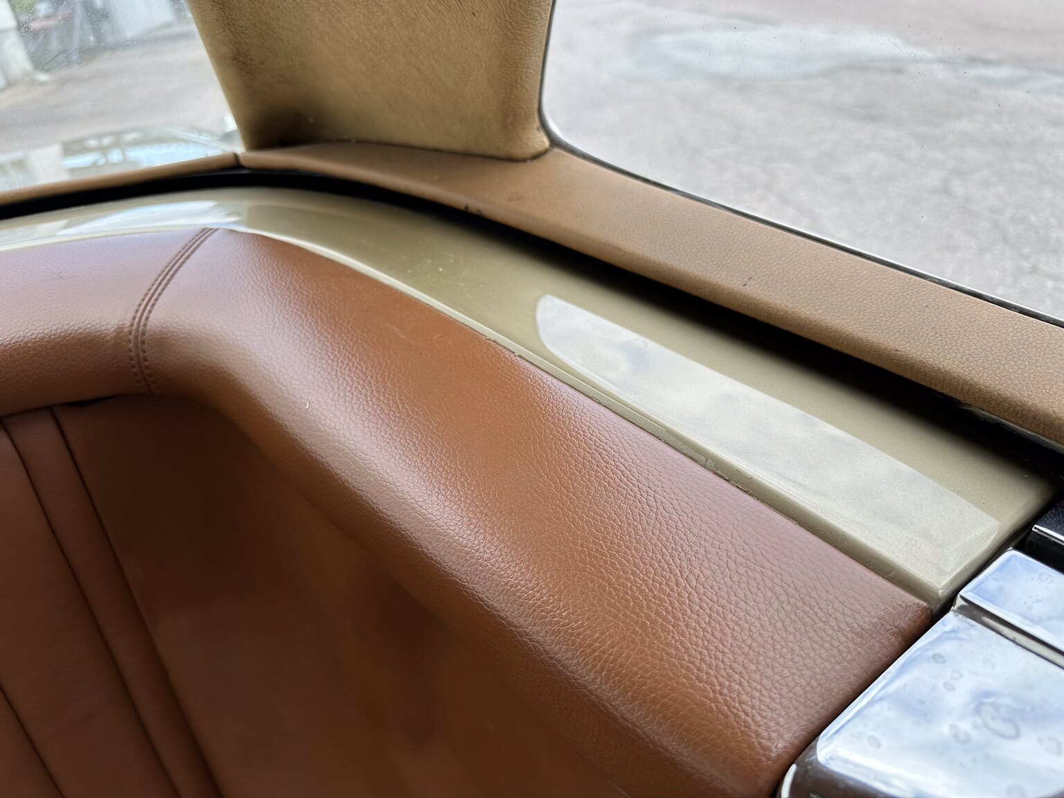 Interiörbild 1974 Mercedes benz 450 SL (20)