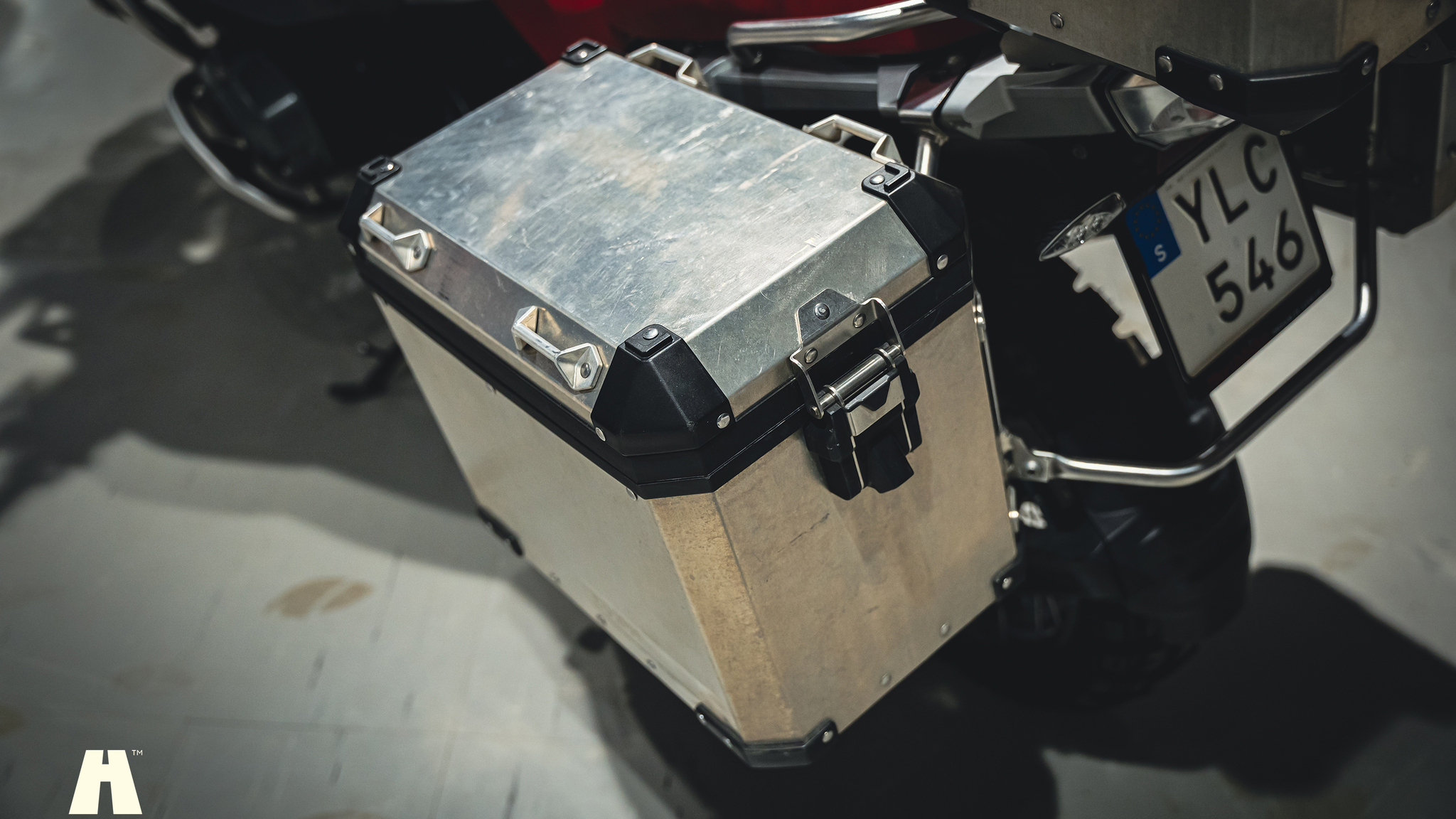 Exteriörbild på 2017 BMW R 1200 GSA (40)