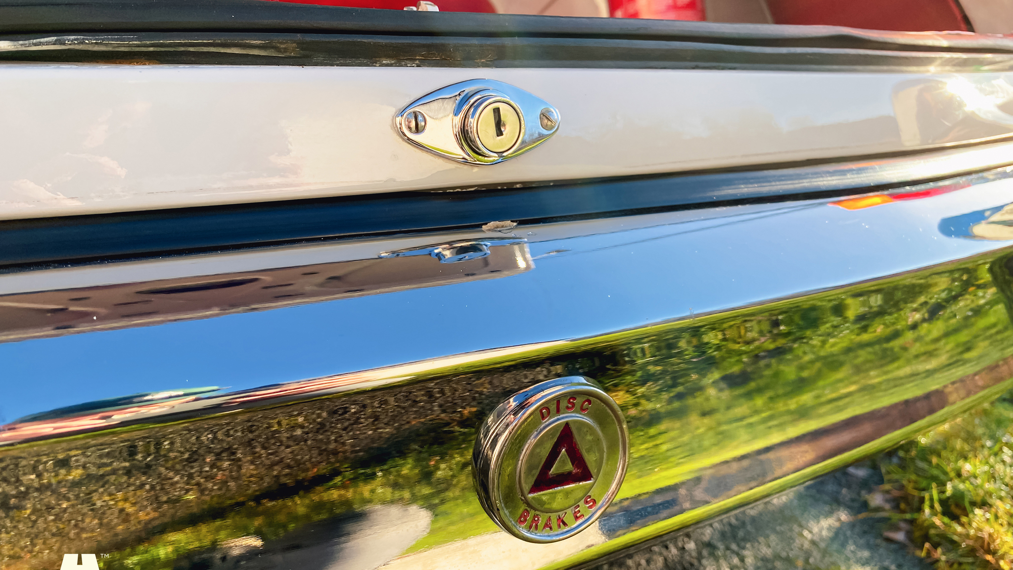 Exteriörbild på 1961 Jaguar Mark 2