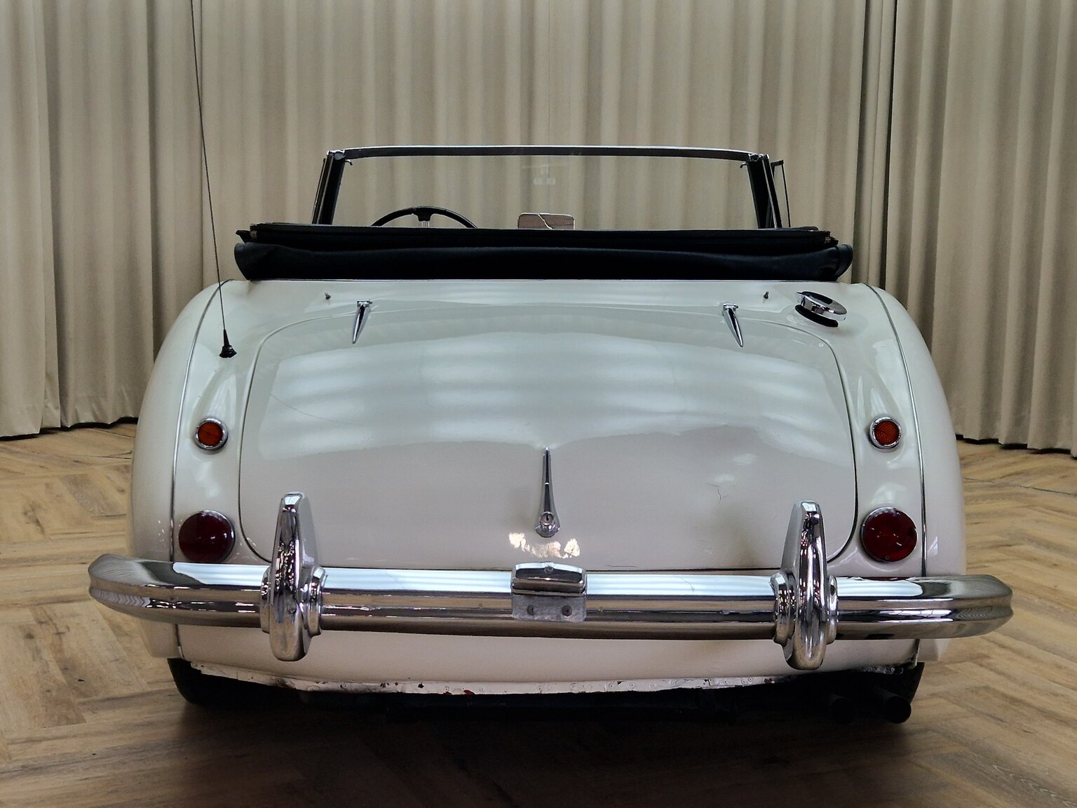 Exterior image of Austin Healey