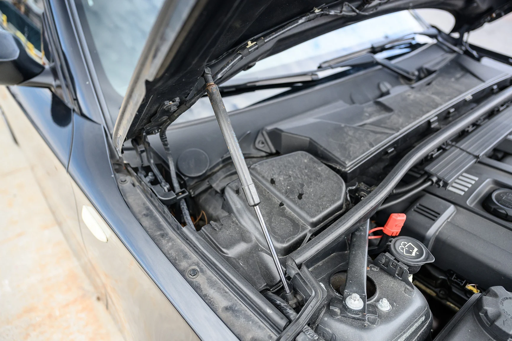 Image of 2007 2007 BMW 130i M Sport mechanics (3)