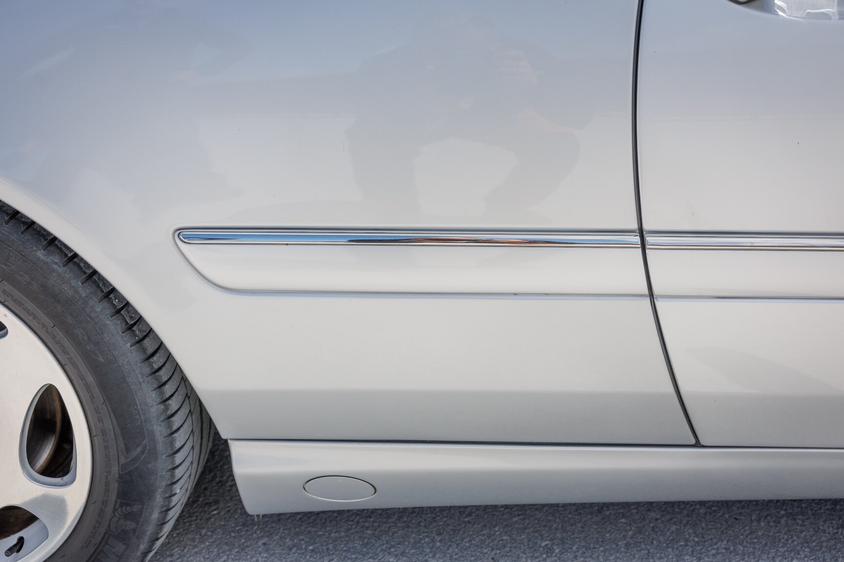 Exterior image of 2000 Mercedes-Benz CL600