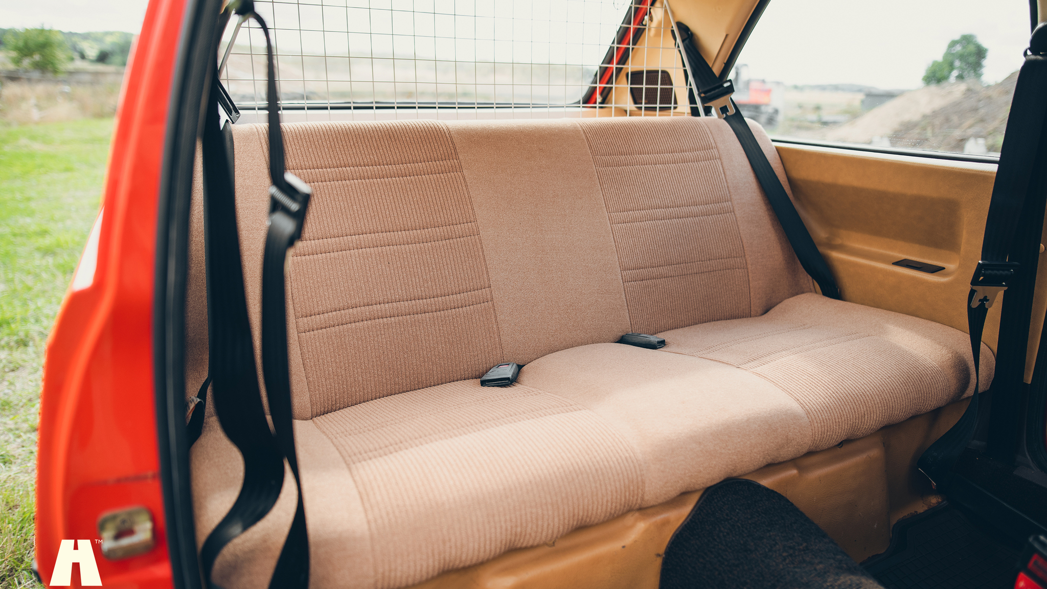 Interiörbild 1976 Volvo 343 DL Manuell