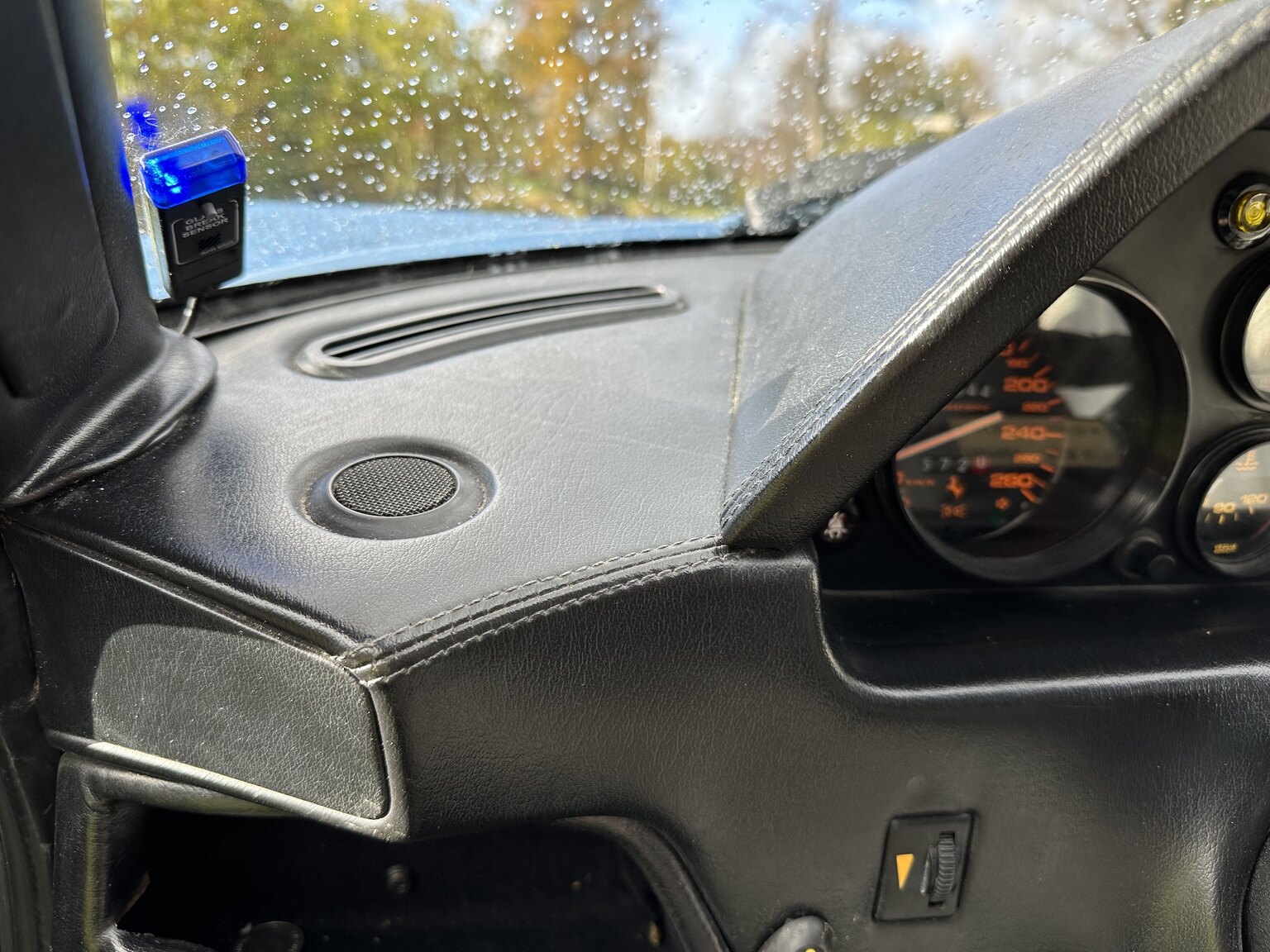 Interiörbild 1986 Ferrari 328 GTS