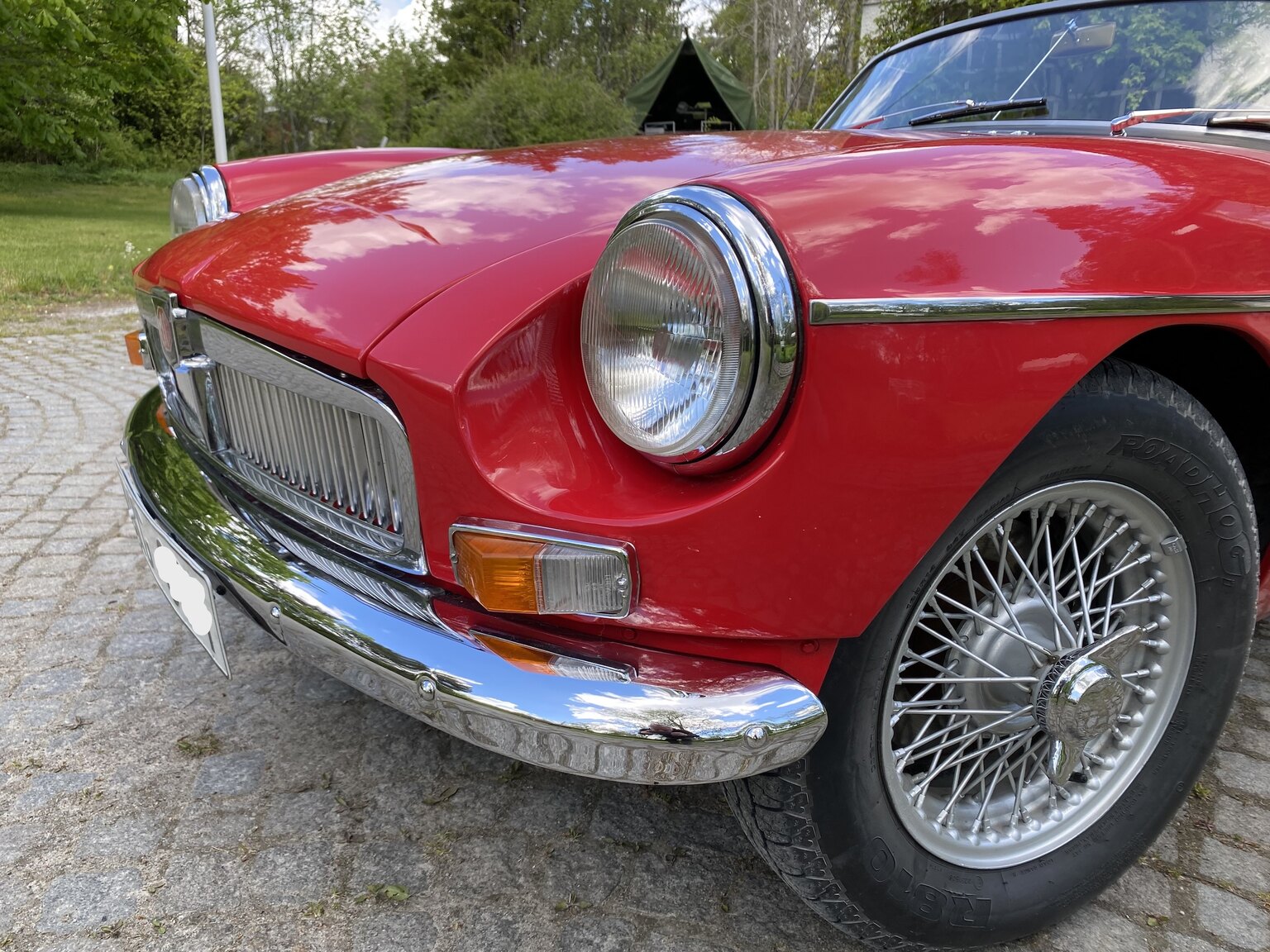 Exterior image of 1967 MG MGB 1800