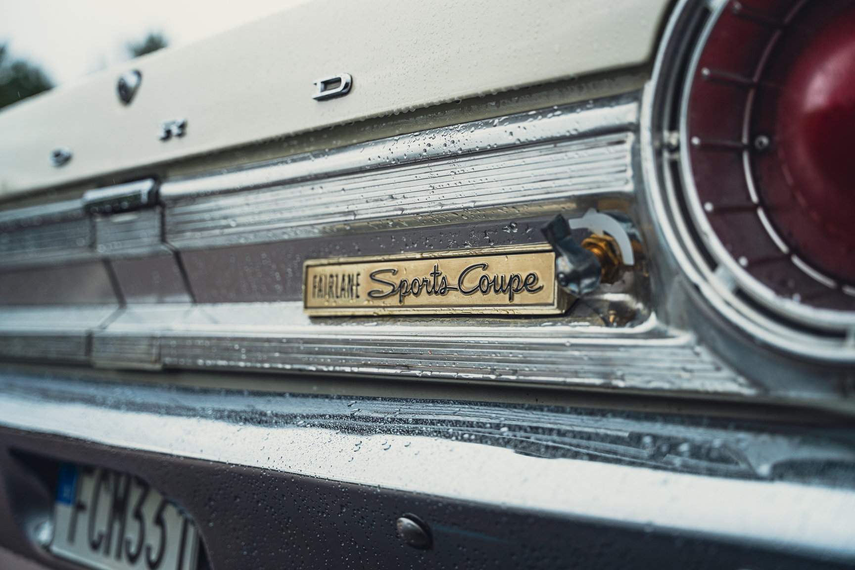 Aussenfoto 1964 Ford Fairlane 500 Sport Coupé (62)