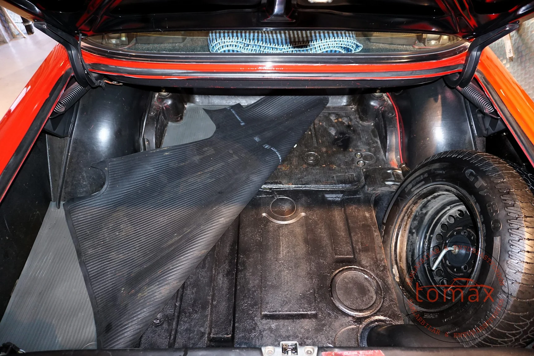 Bild von 1974 Mercedes-Benz 280C (38)