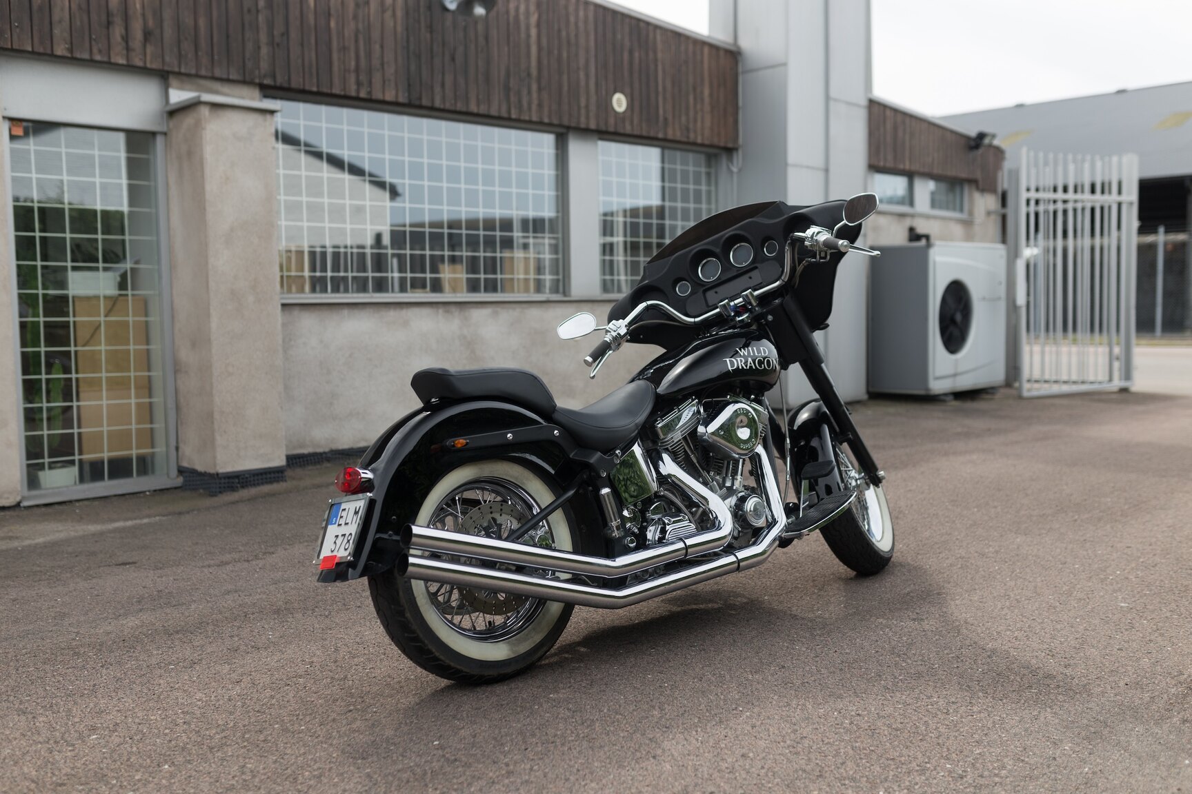 Exterior image of 2014 Harley Davidson Custom