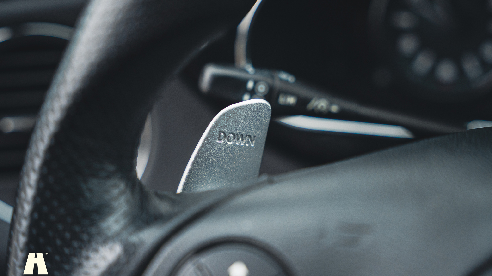 Interior image of 2008 Mercedes-Benz CLS 63 AMG (31)